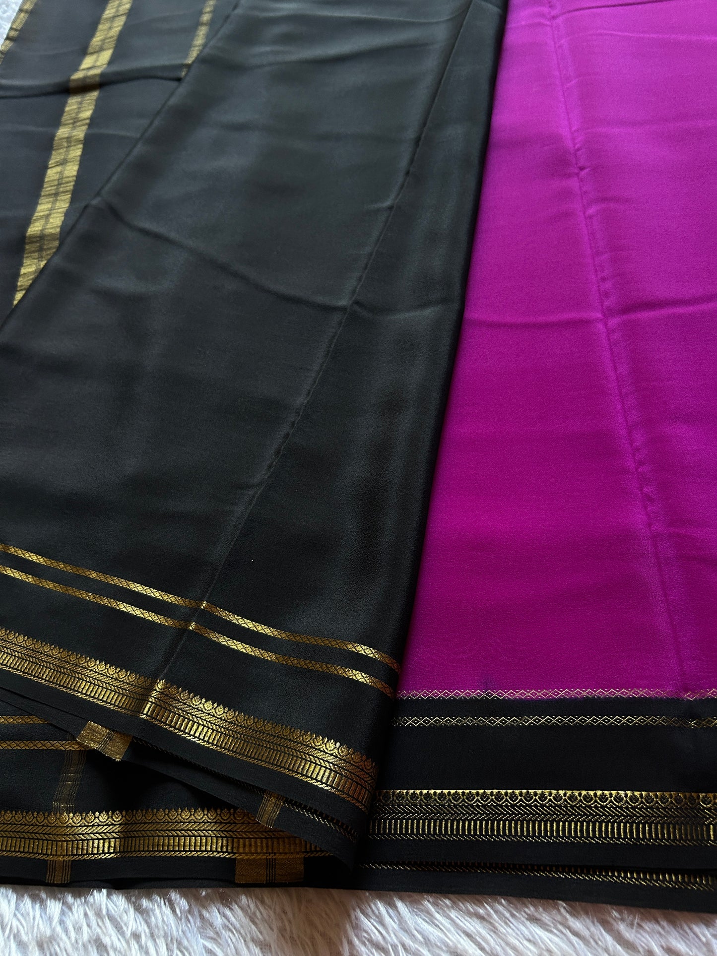 Sumathi (2D) : Magenta-black