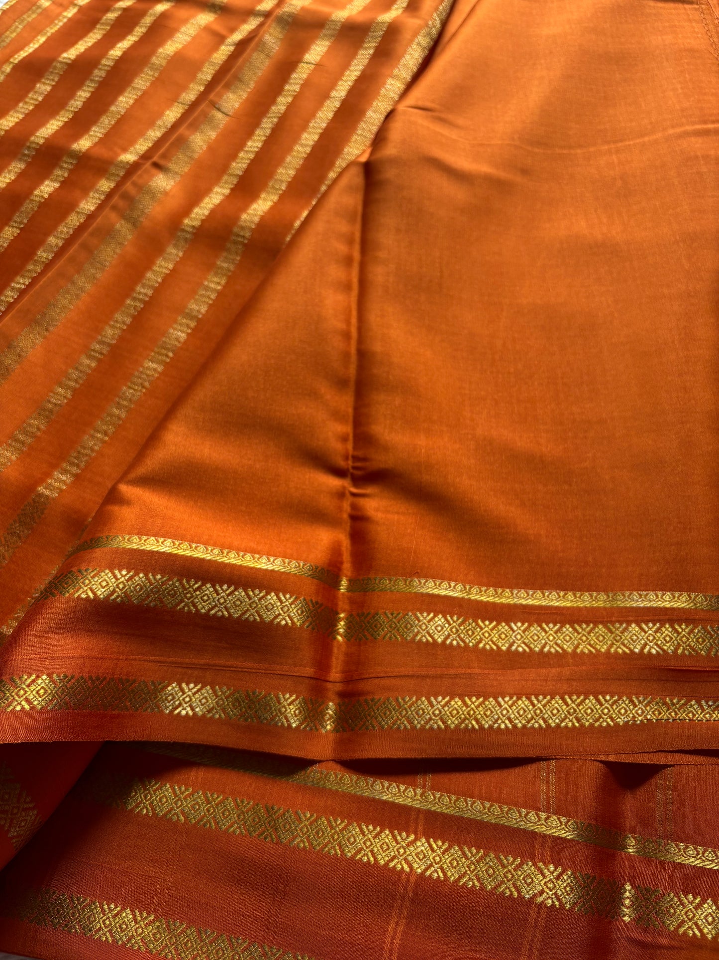 Vismaya : Solid Rust orange