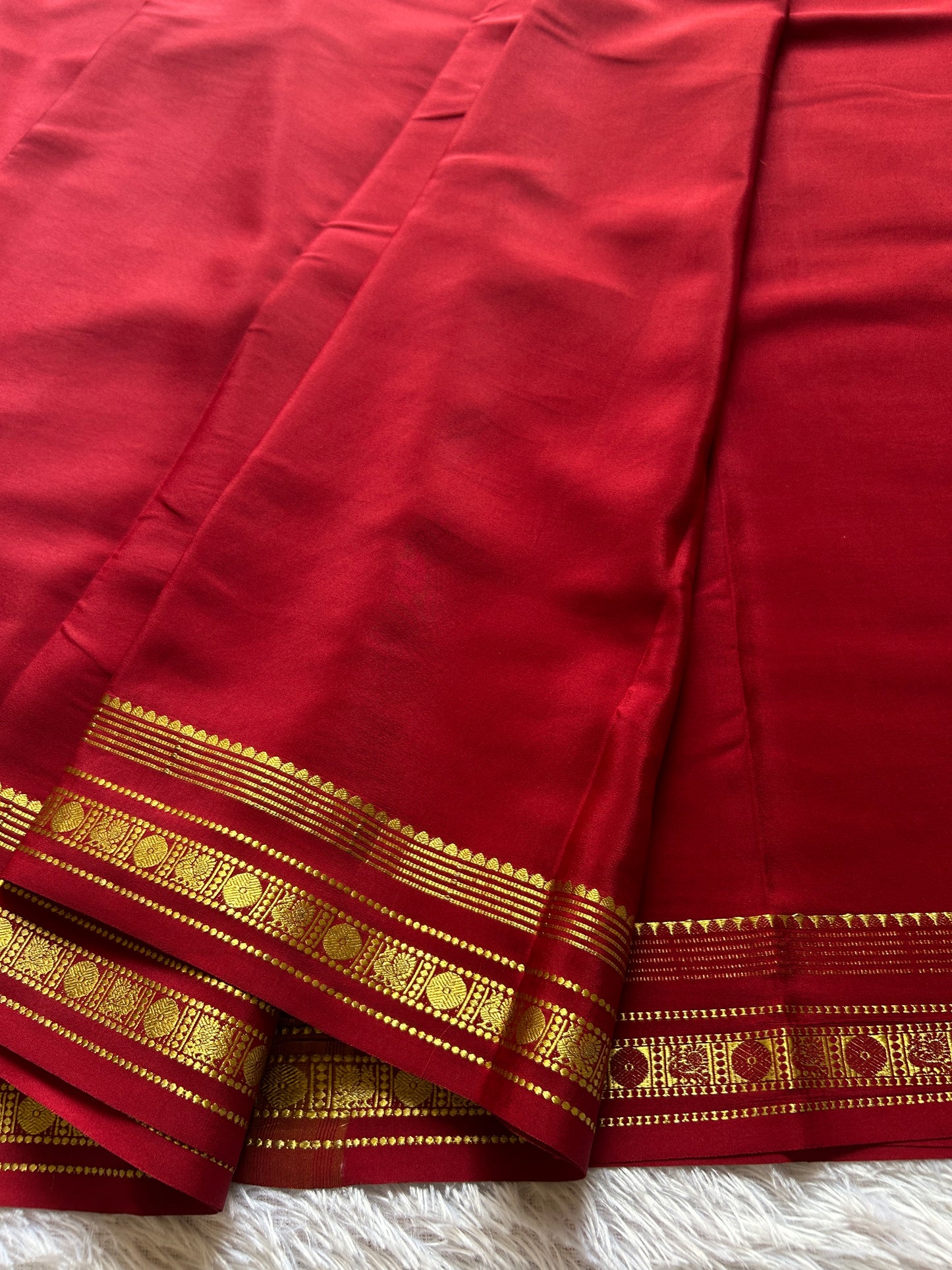 Sunanda : Solid Maroon