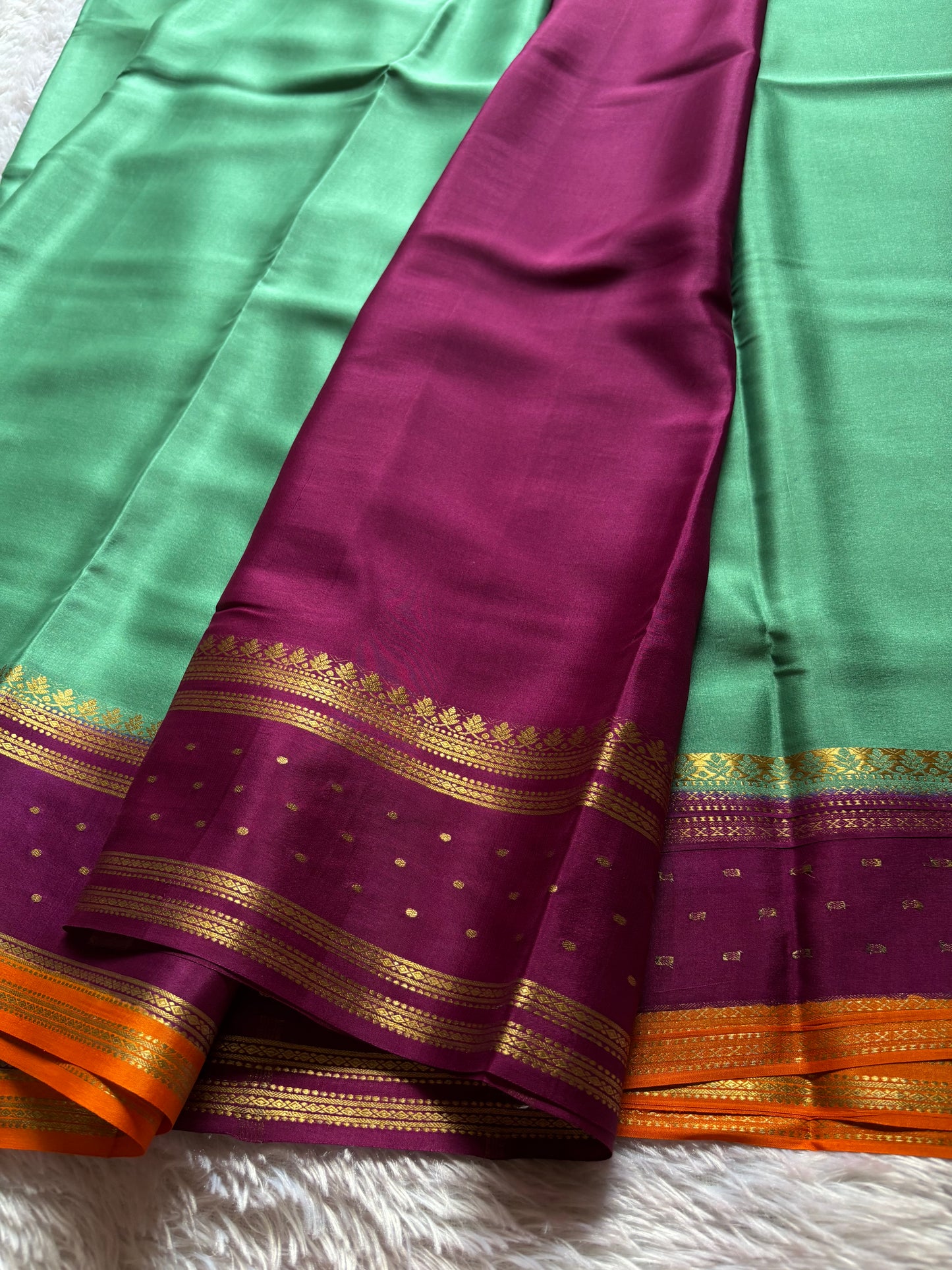 Drishti (3D) : Sea green-wine-orange