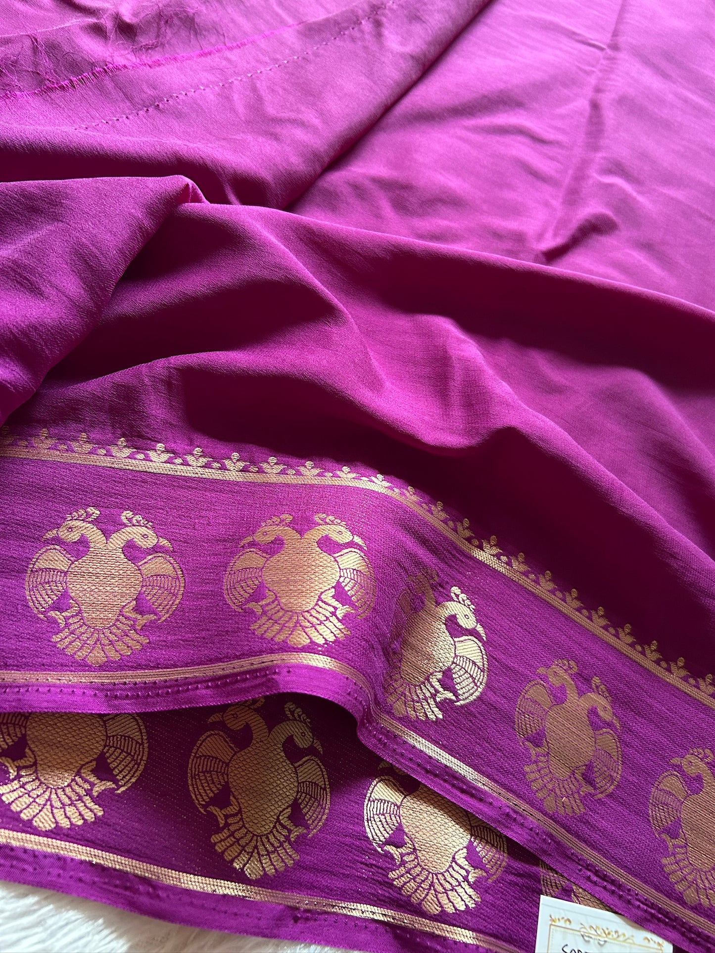 Semi Crepe : Solid Magenta