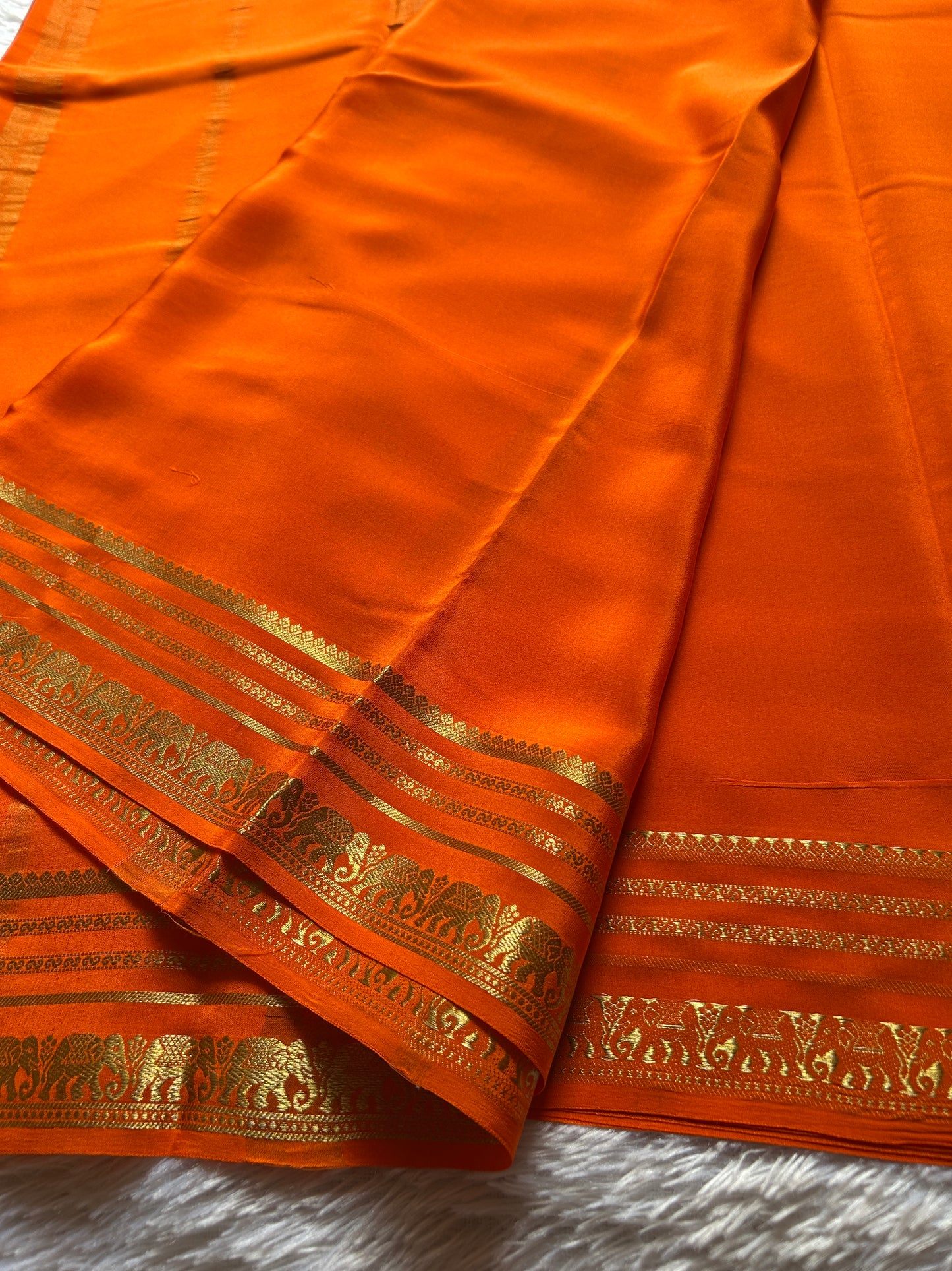 Eshwari : Solid Orange
