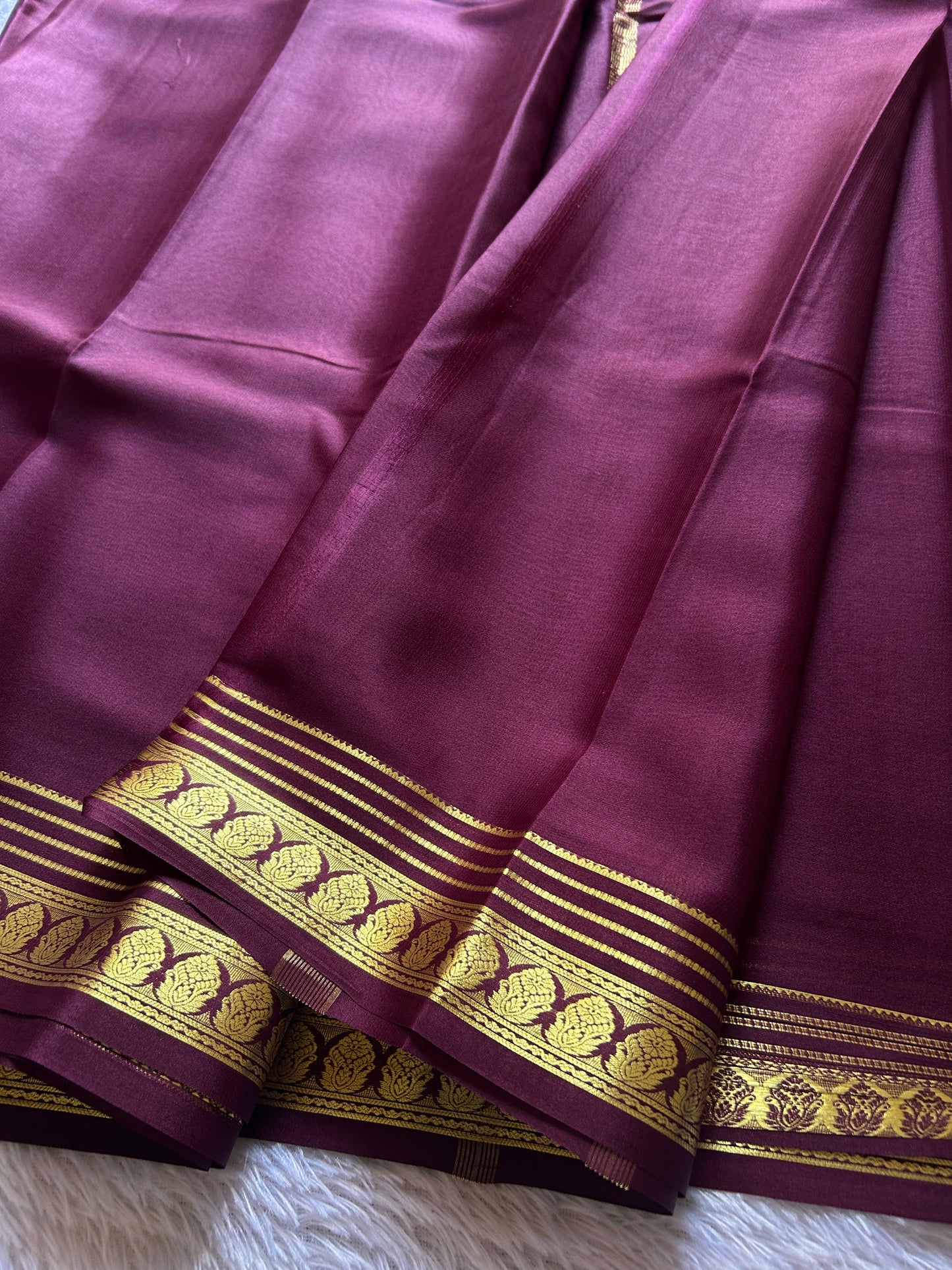 Kalasha : Solid plum