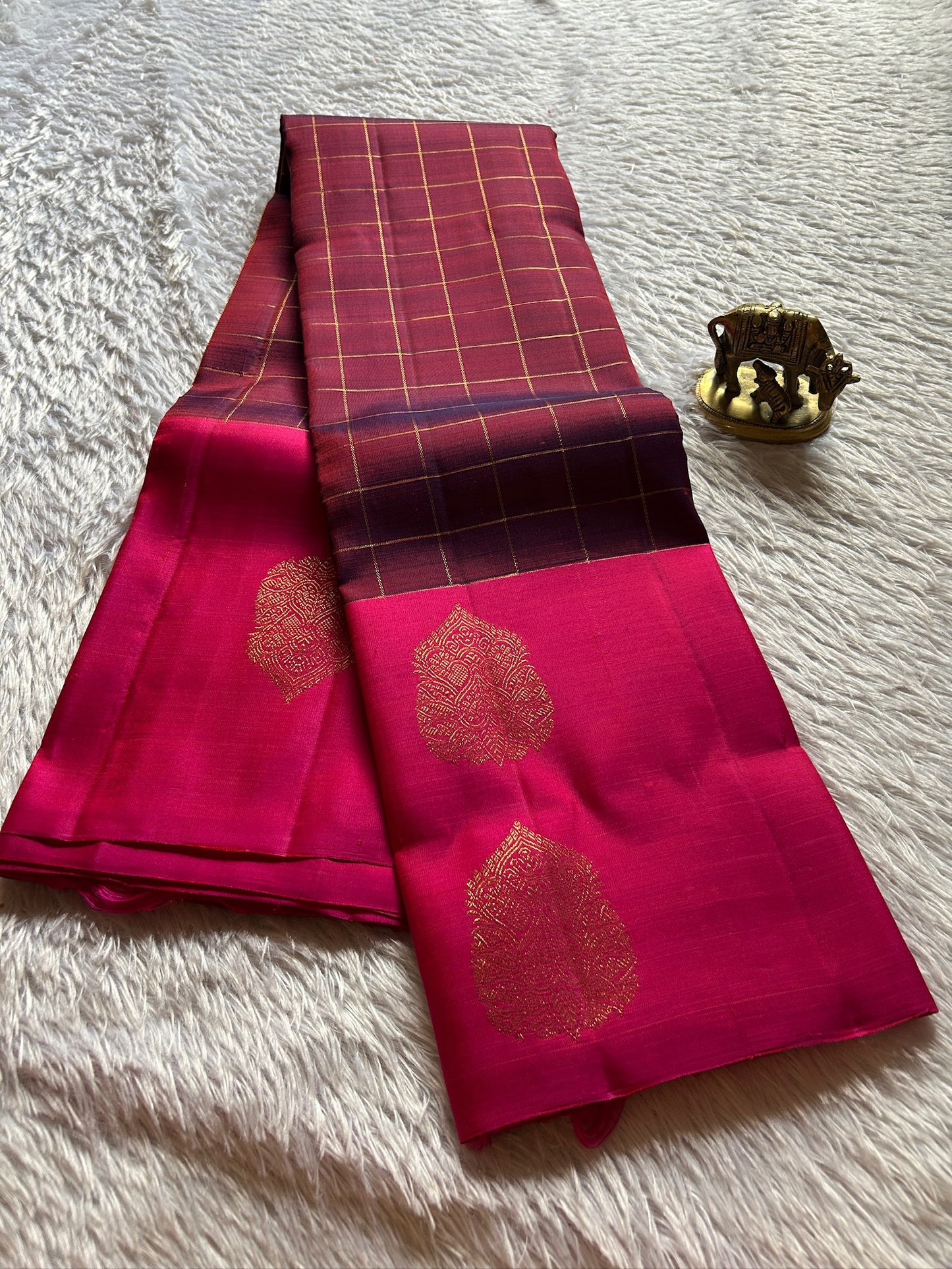 Anandhi (2D) : Wine-pink