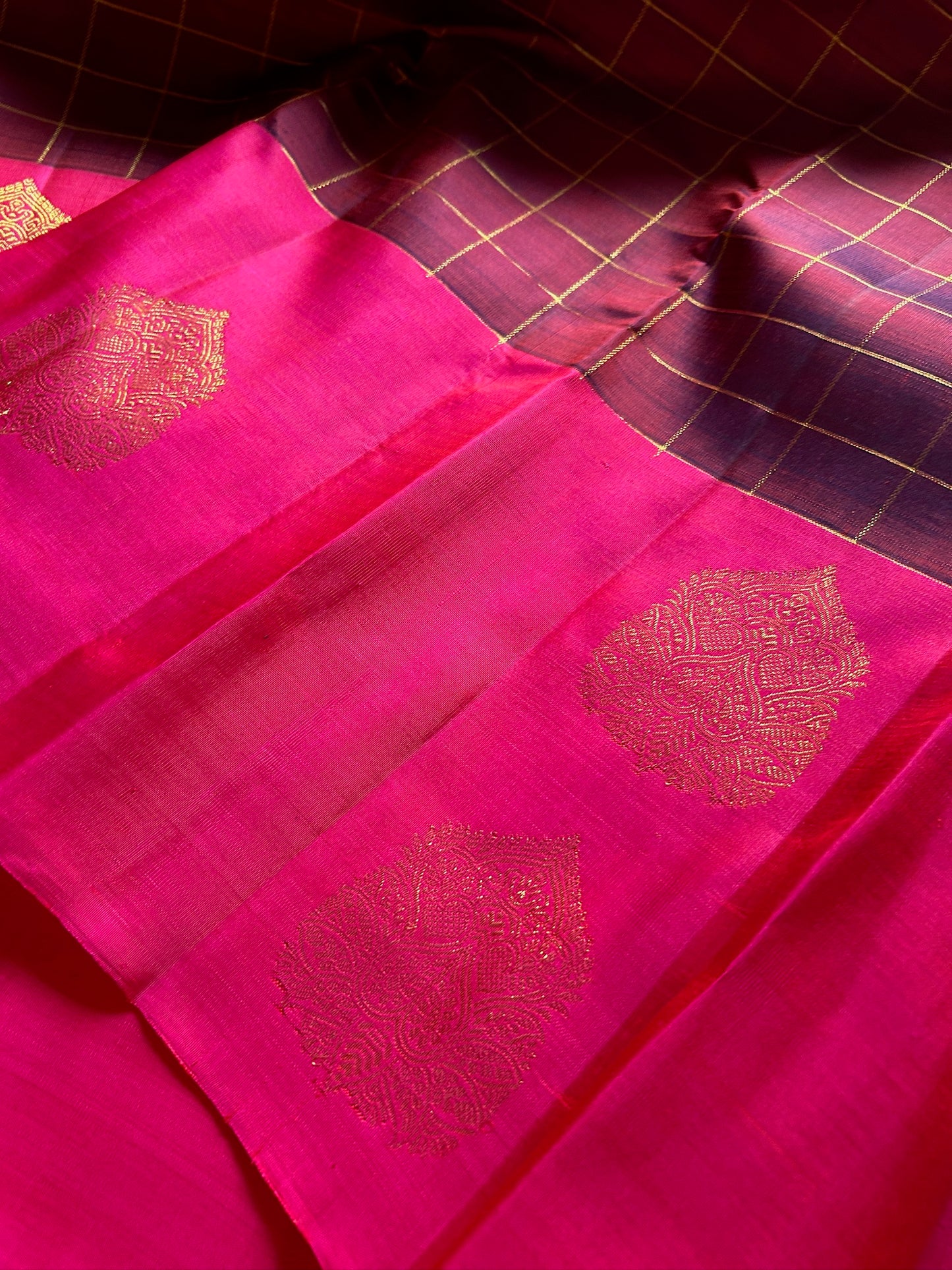 Anandhi (2D) : Wine-pink