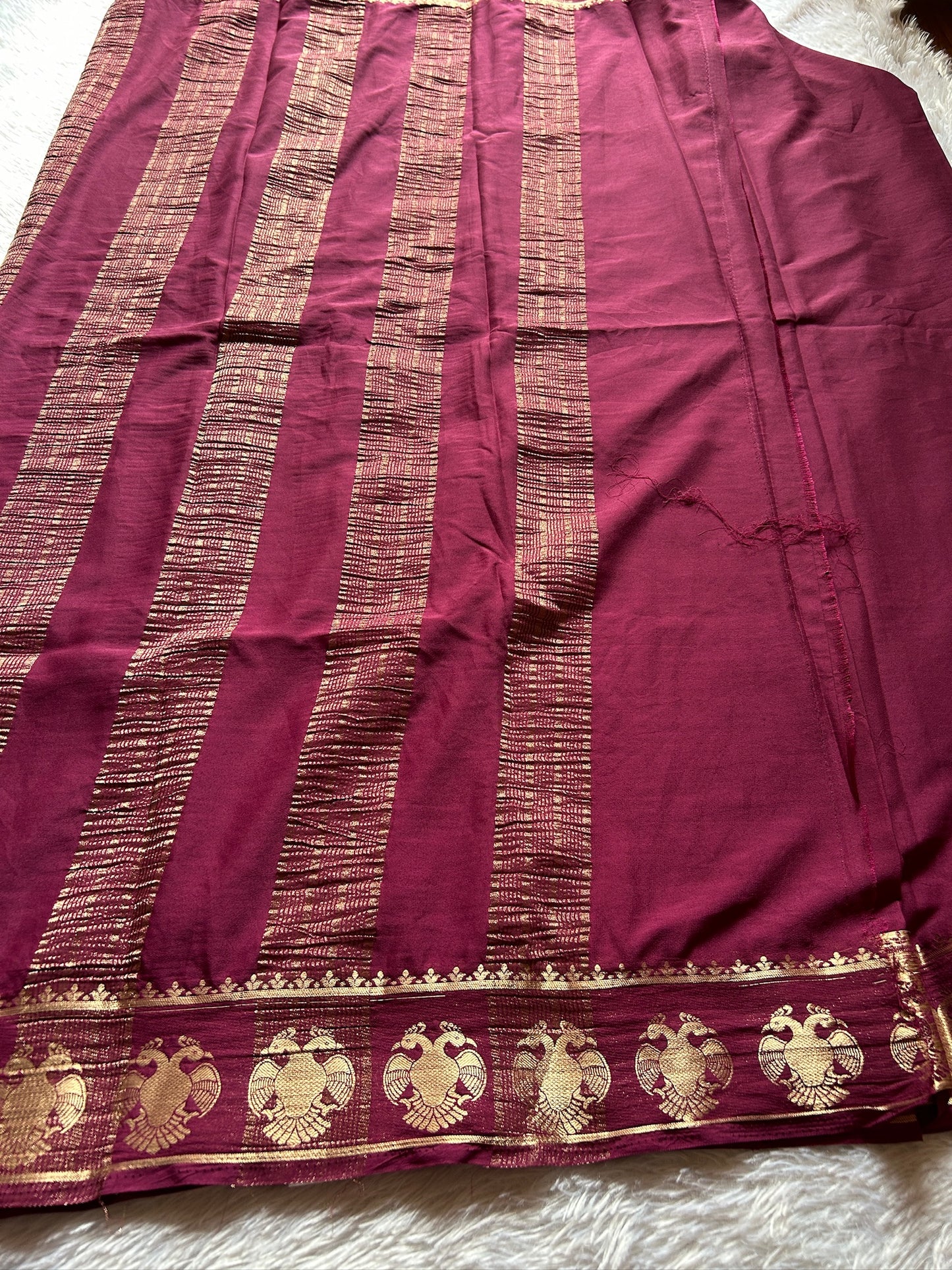 Semi Crepe : Solid Maroon