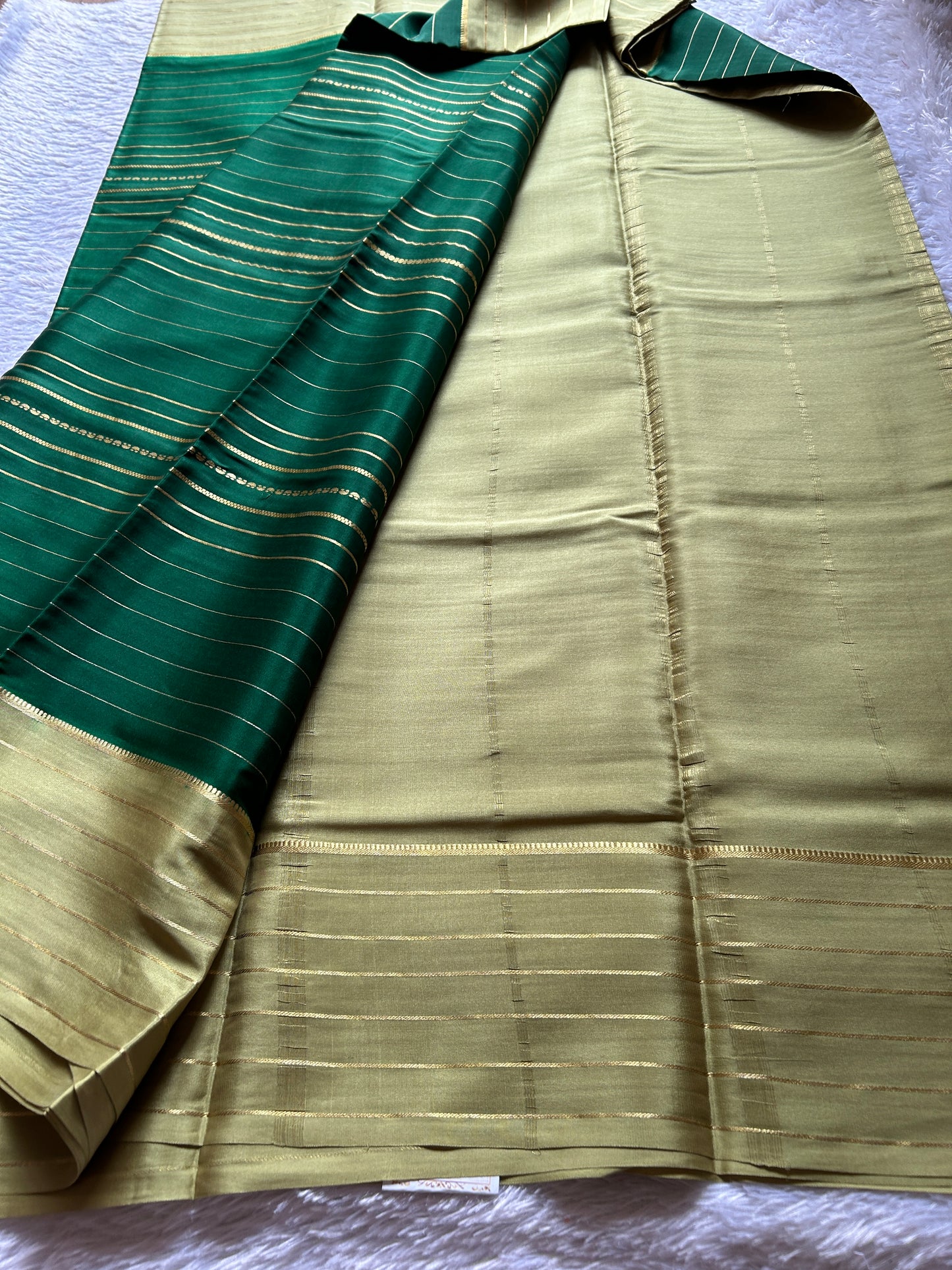 Dhaatri (2D) : Bottle green-sage green