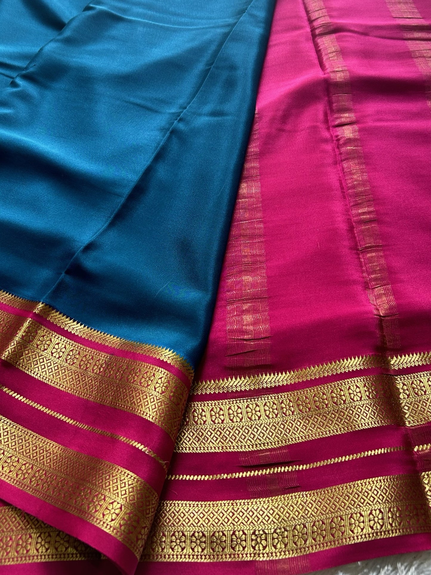 Raagini (2D) : sapphire blue-rani pink