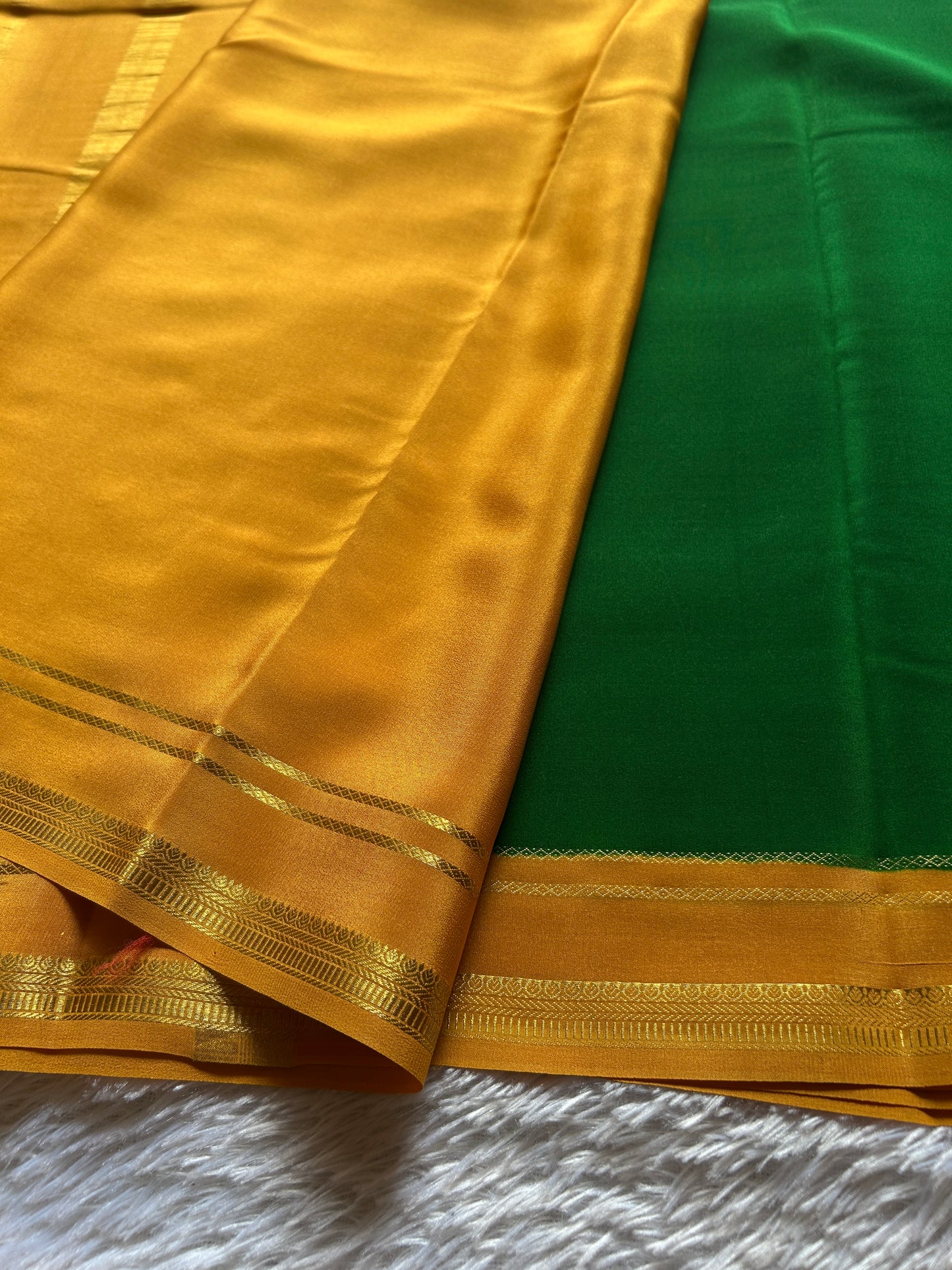 Sumathi (2D) : Leaf green-golden yellow
