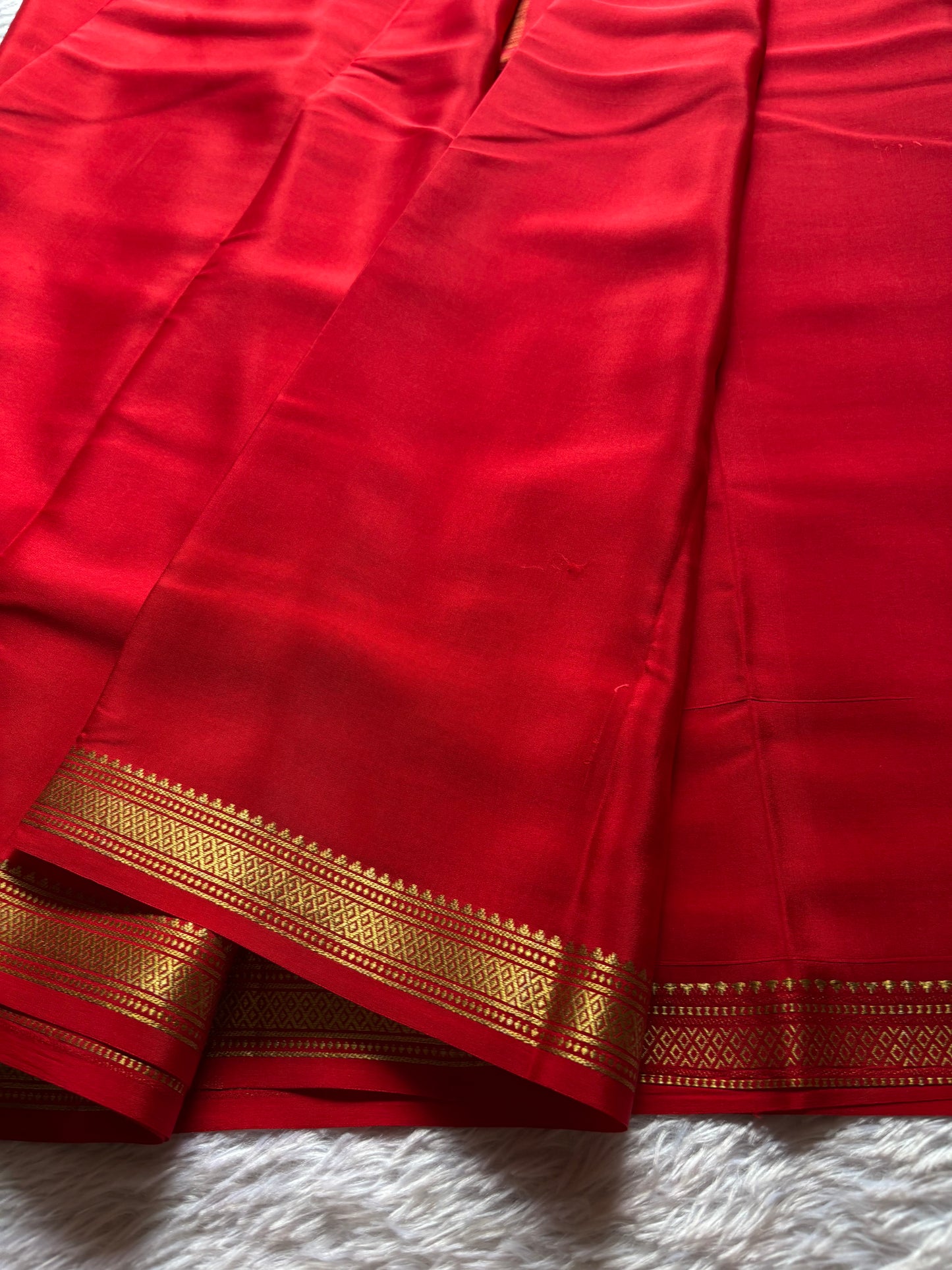 Preetha : Solid red