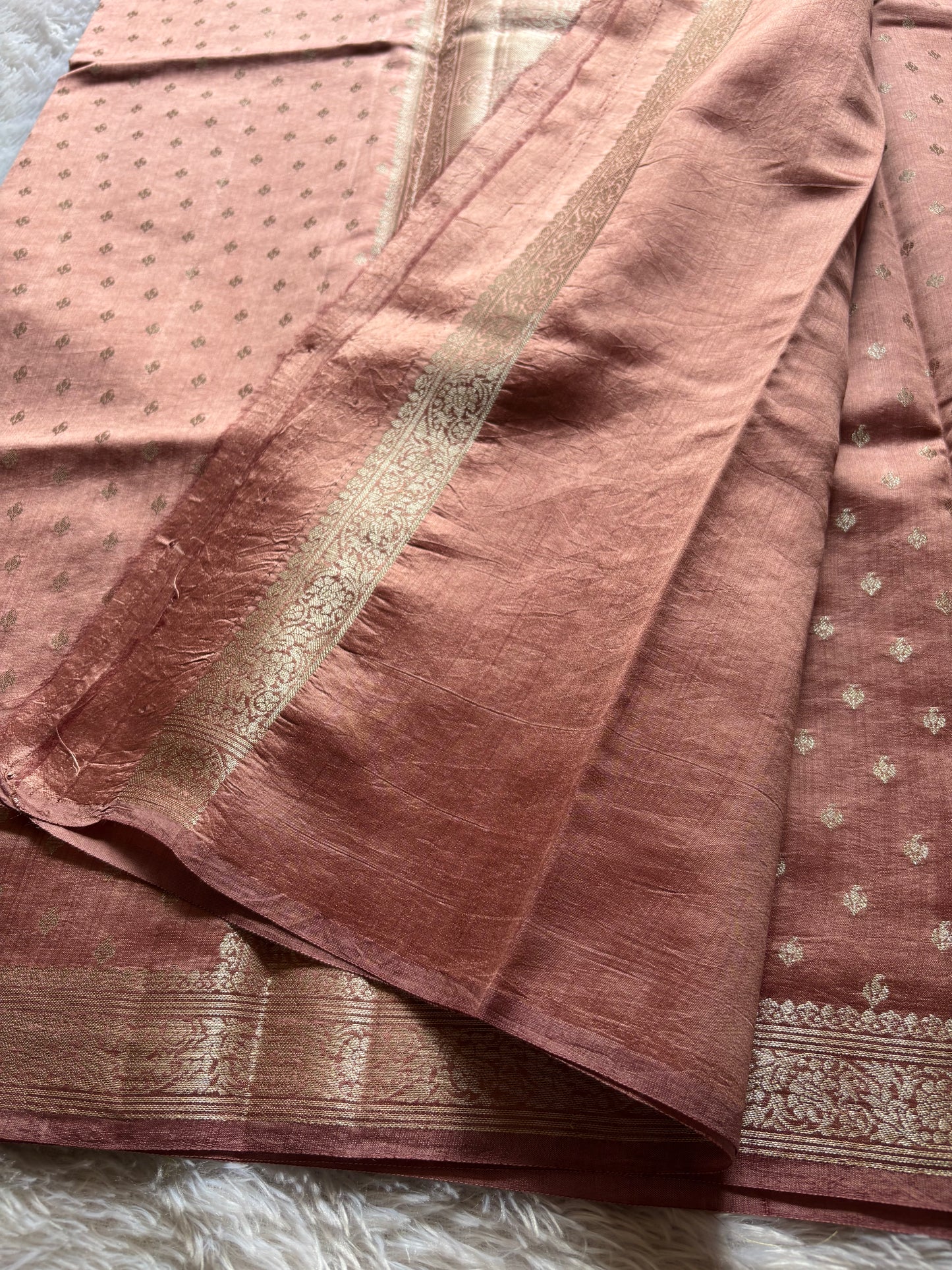 Banarasi Chiniya : Solid Dusty rose