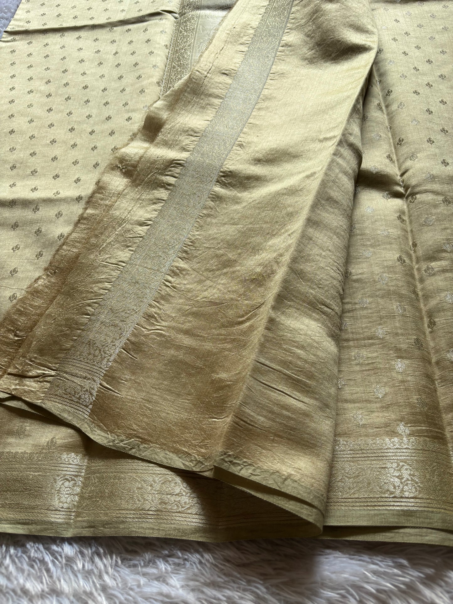 Banarasi Chiniya : Solid Cream beige