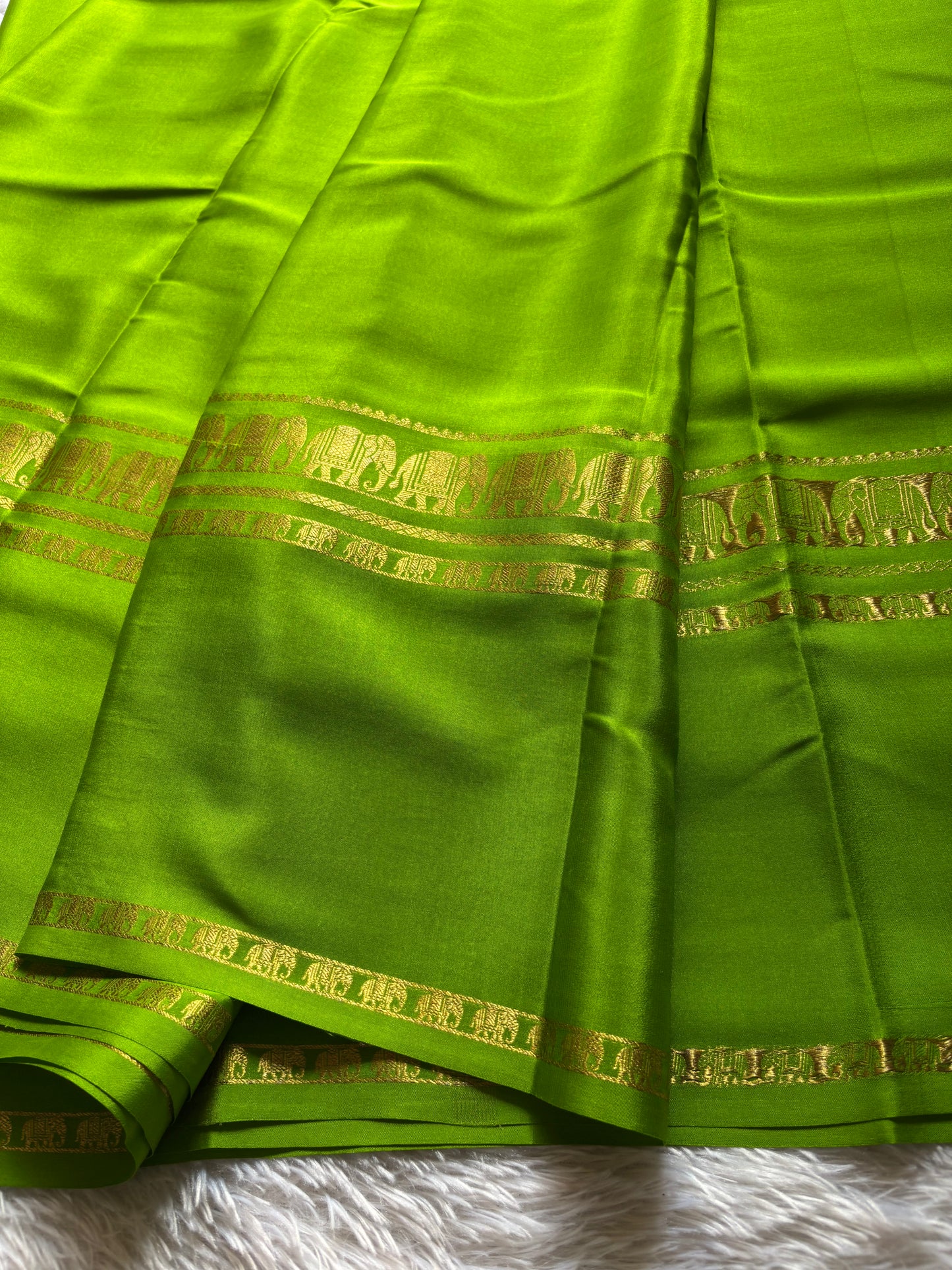 Prashanthi : Solid Mehendi green