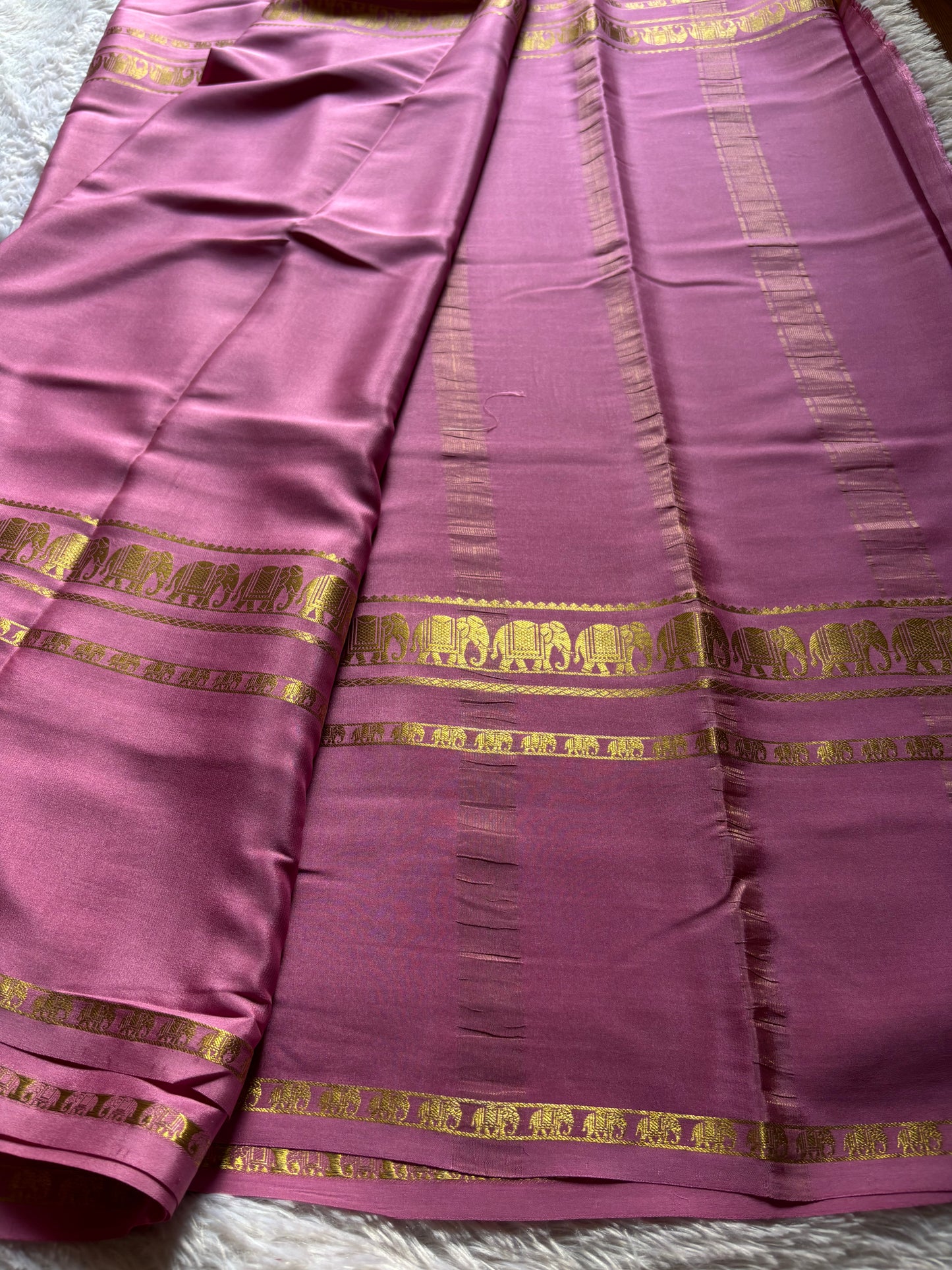 Prashanthi : Solid Onion pink