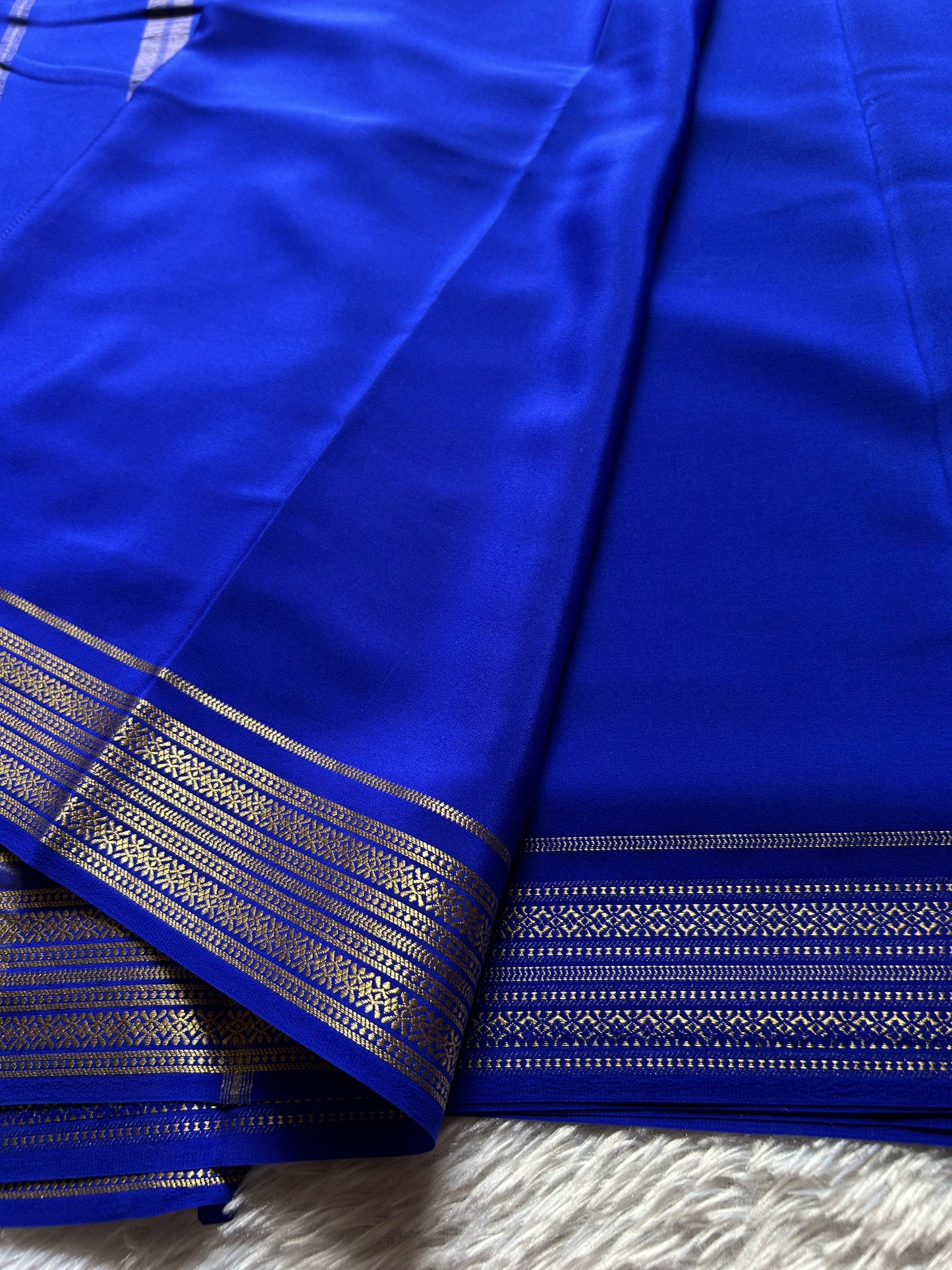 Shailaja : Solid Royal blue