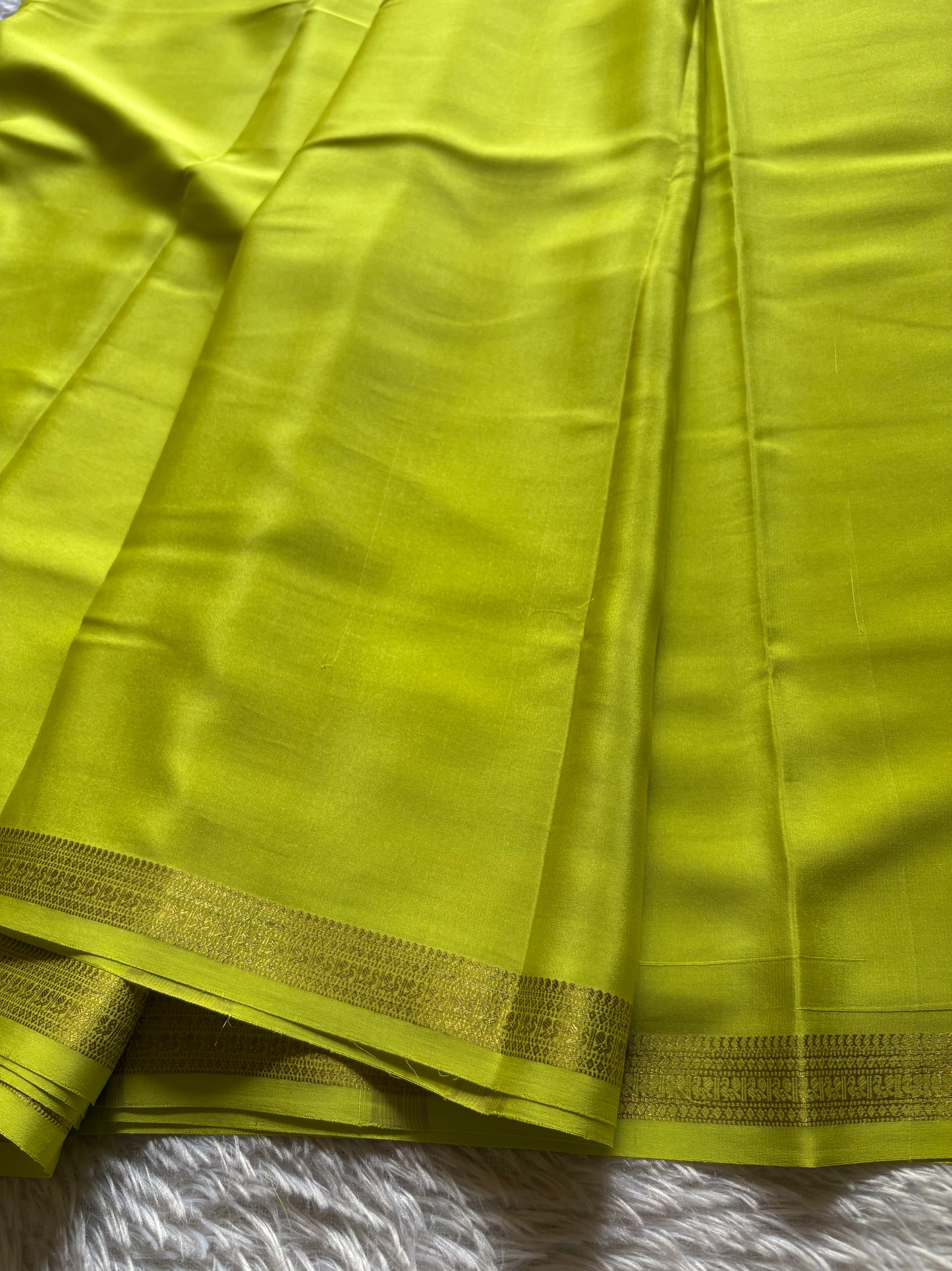 Harshini : Solid Olive