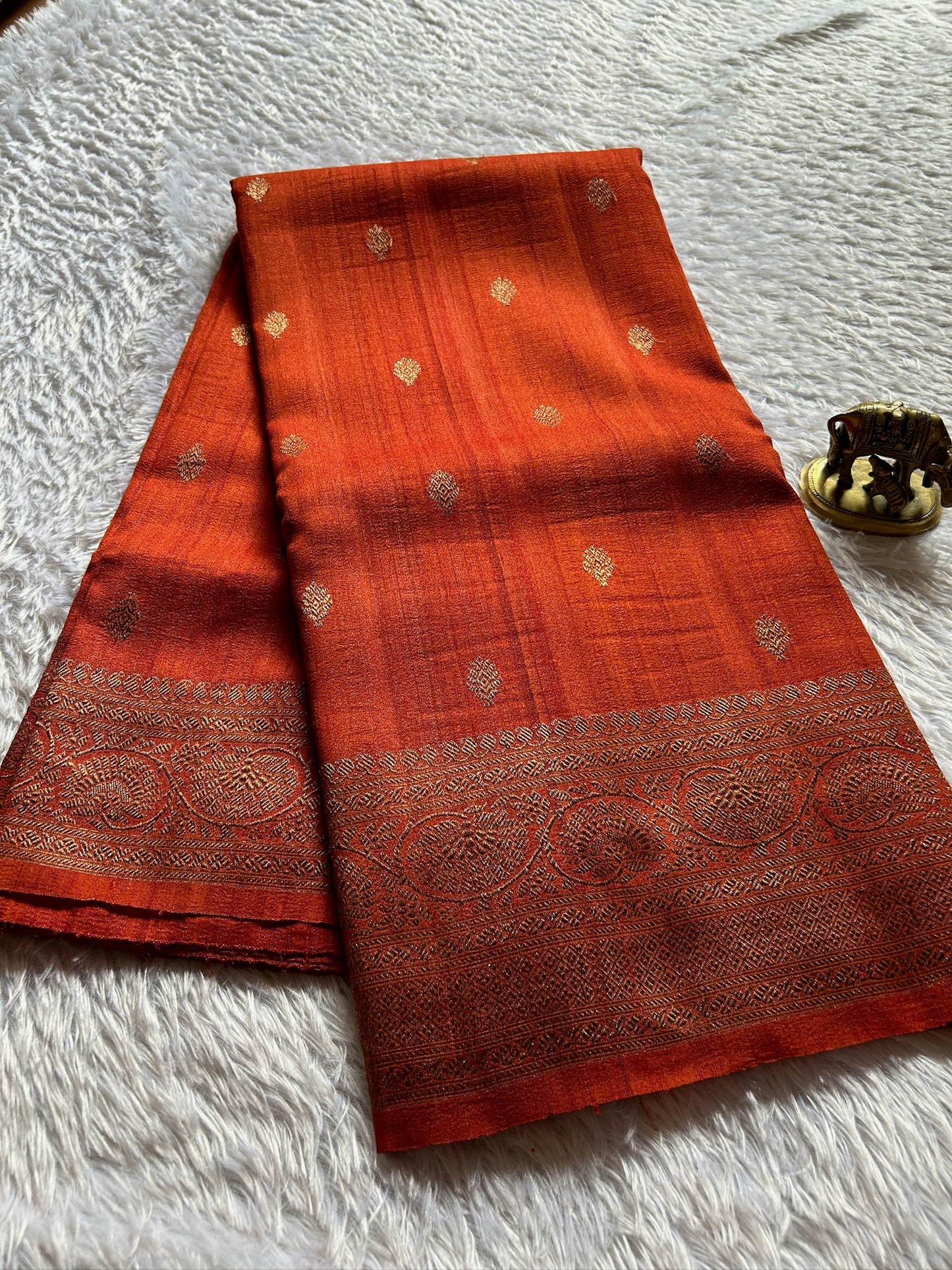 Banarasi Raw Tussar : Solid Rust orange