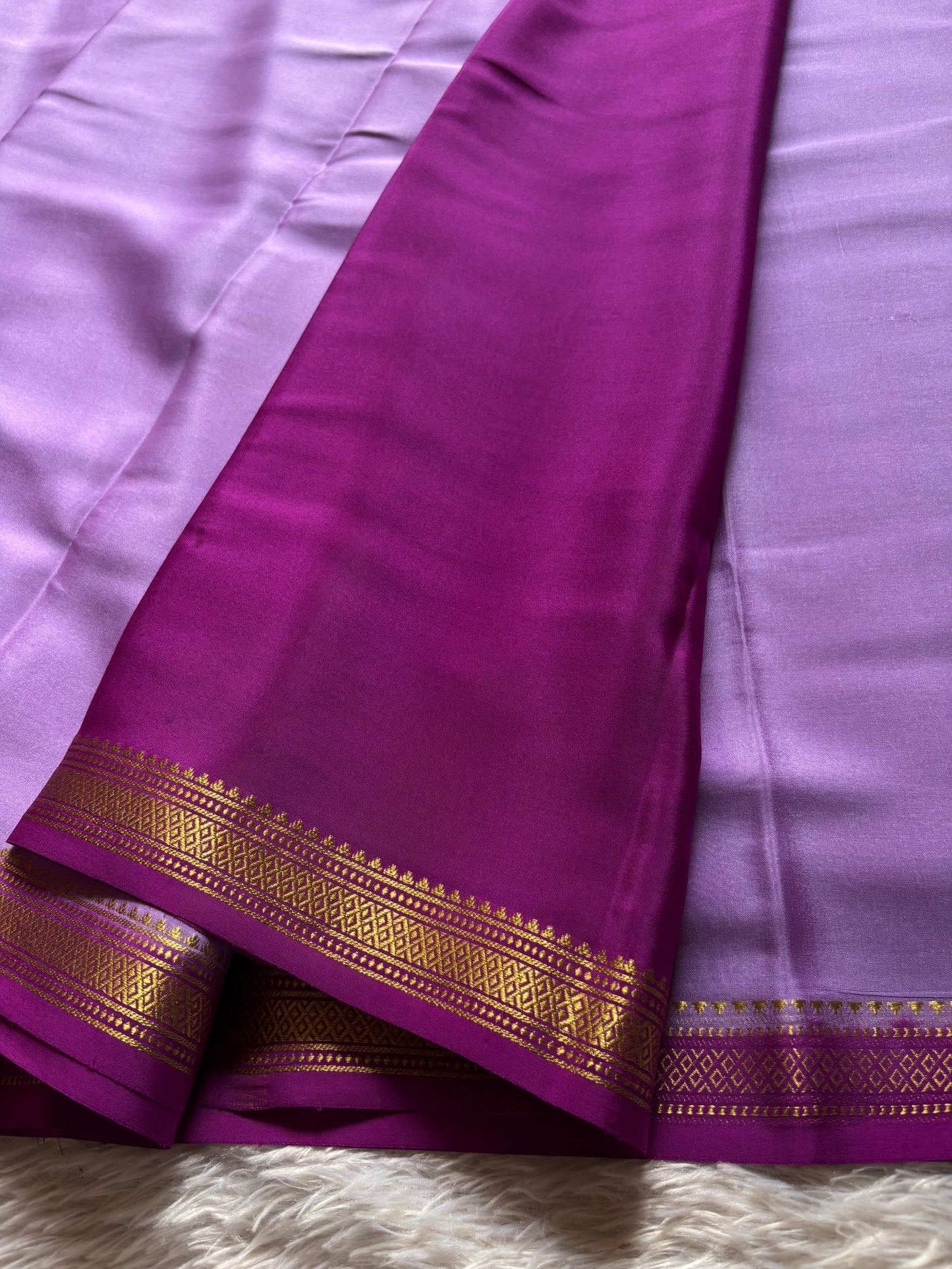 Preetha (2D) : Lavender-magenta