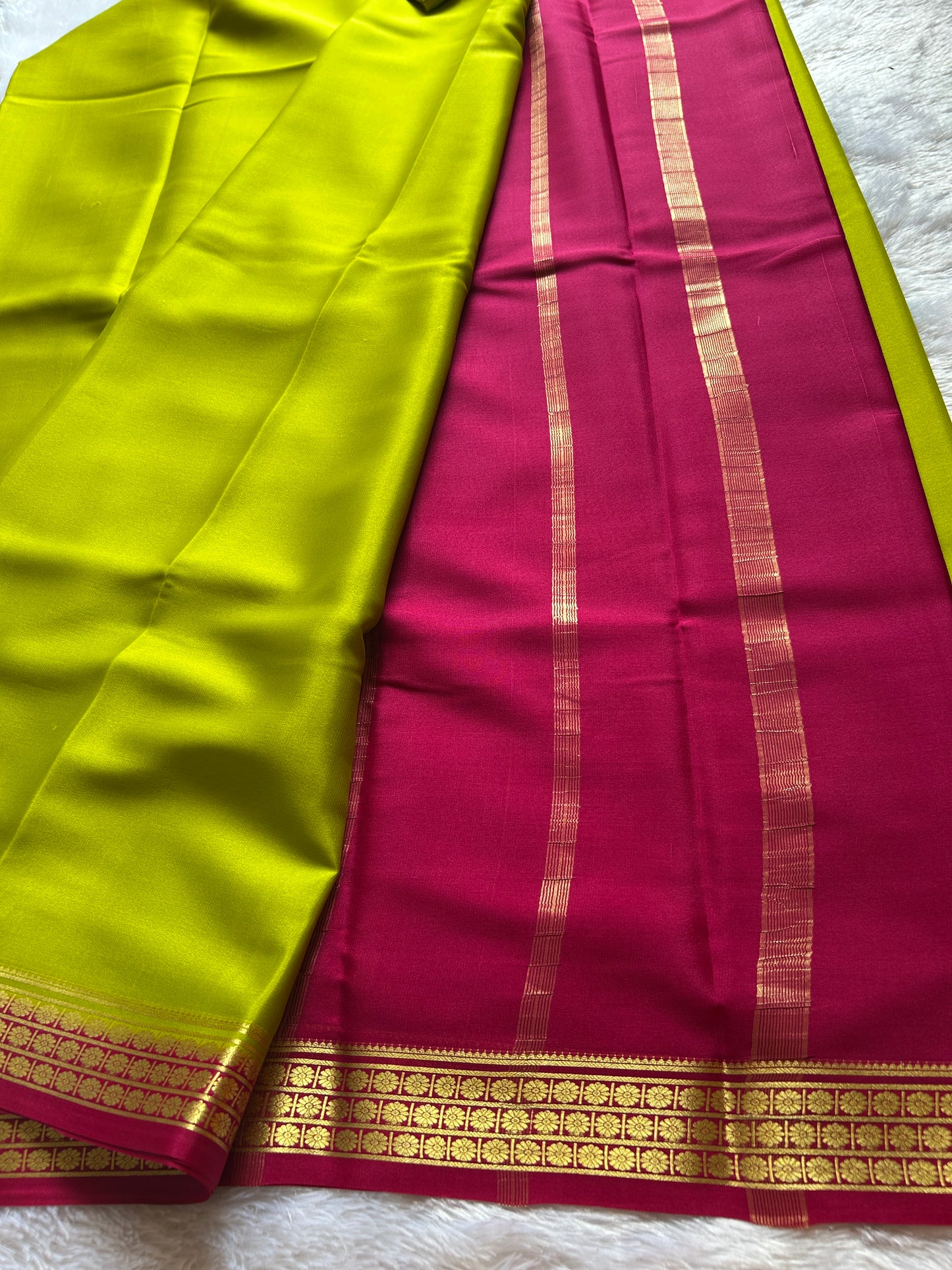 Light weight pure crepe : olive-pink