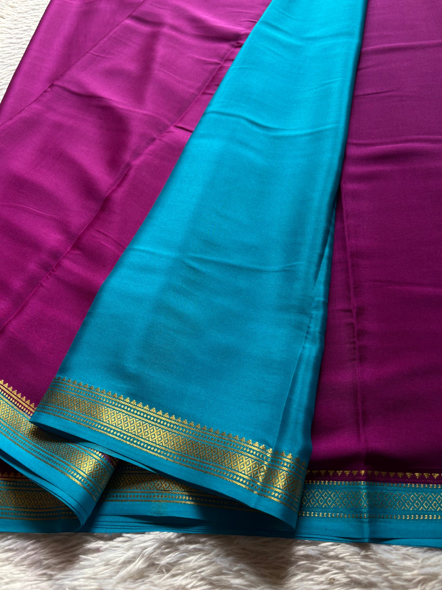 Preetha (2D) : Magenta-ananda blue