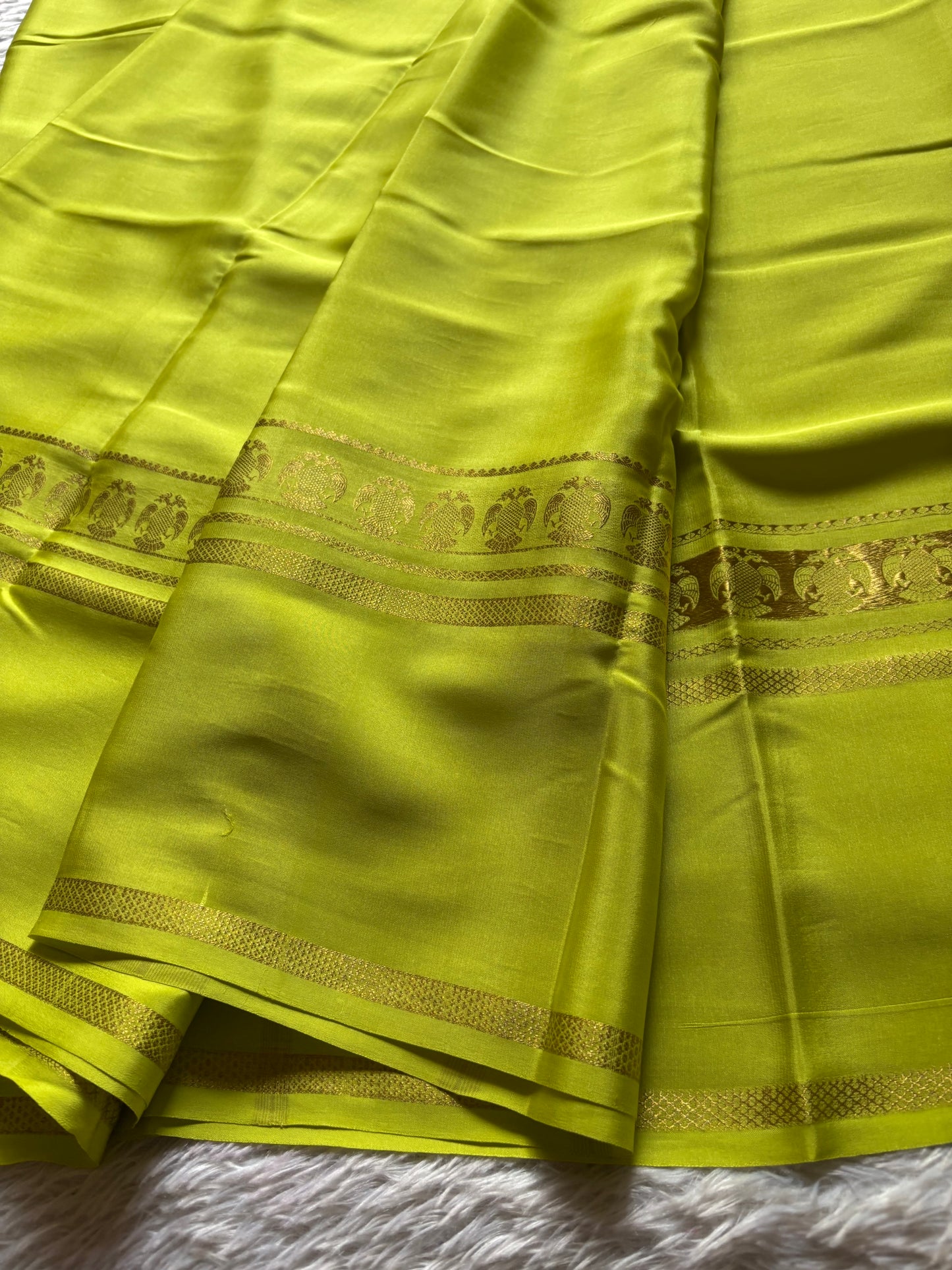 Ashwini : Solid Olive