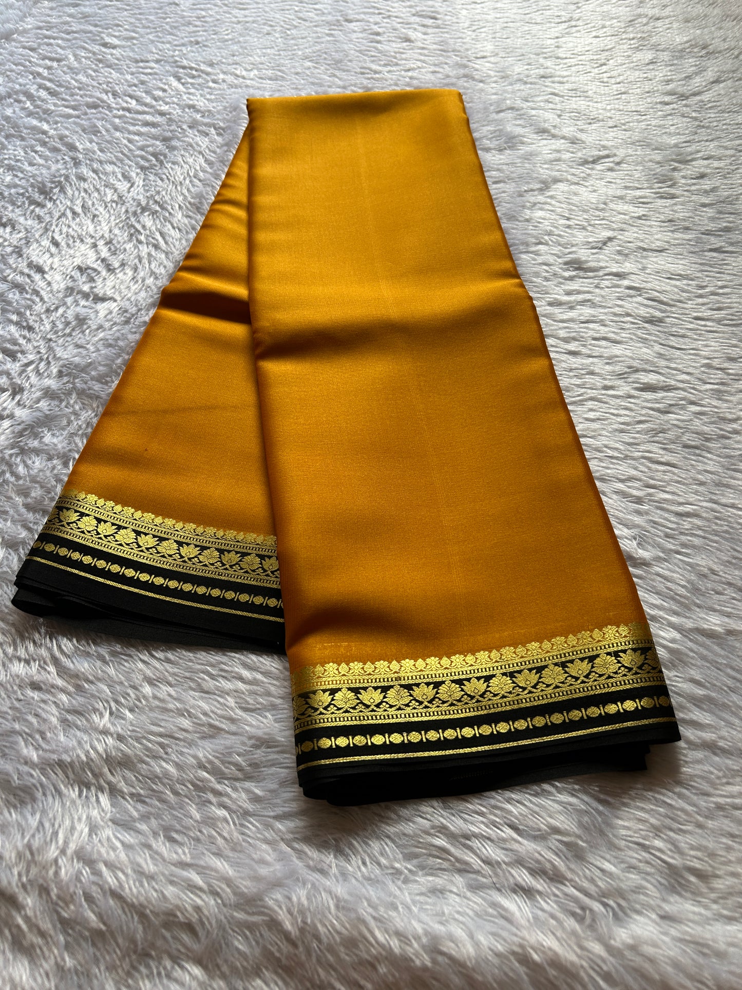Sushmitha (2D) : golden yellow-black