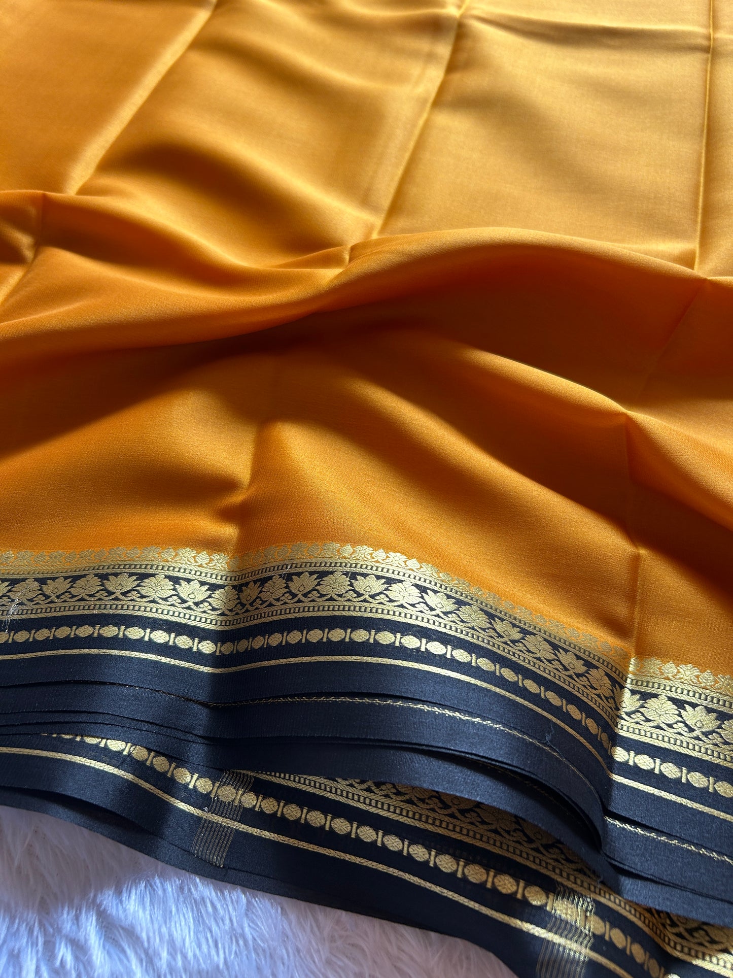 Sushmitha (2D) : golden yellow-black