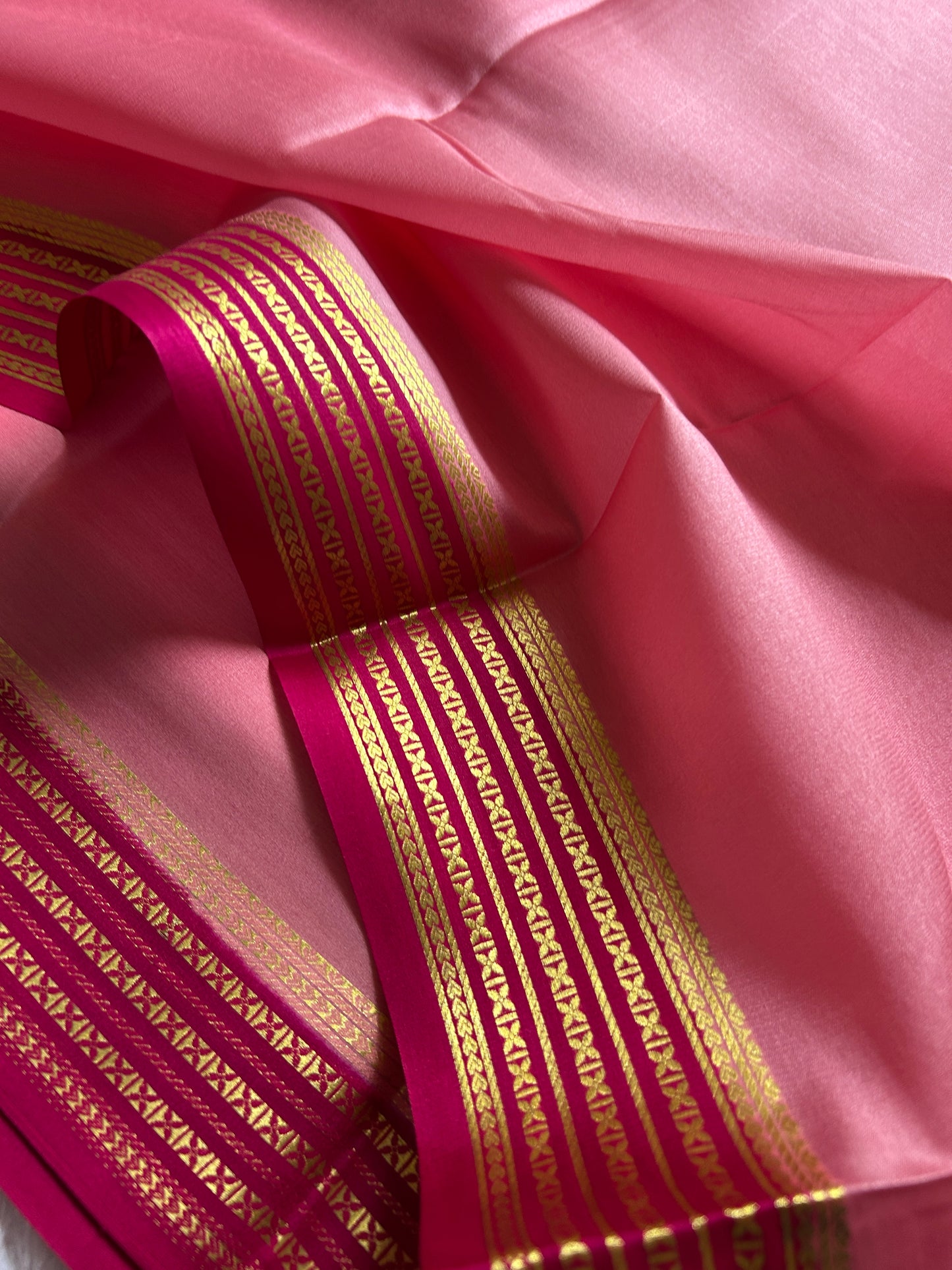 Deeksha (2D) : Blush pink-bright pink