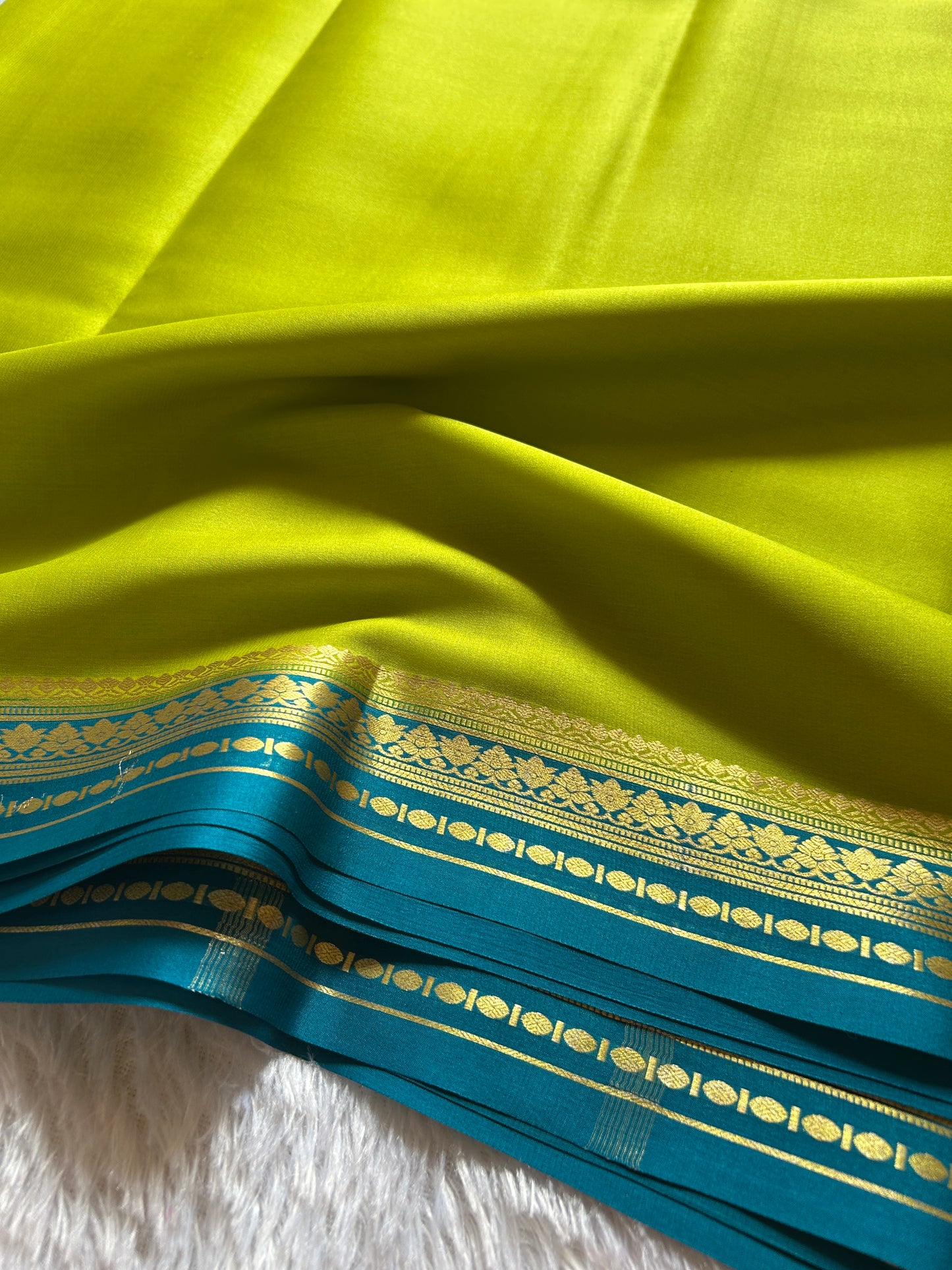 Sushmitha (2D) : Lime-teal blue