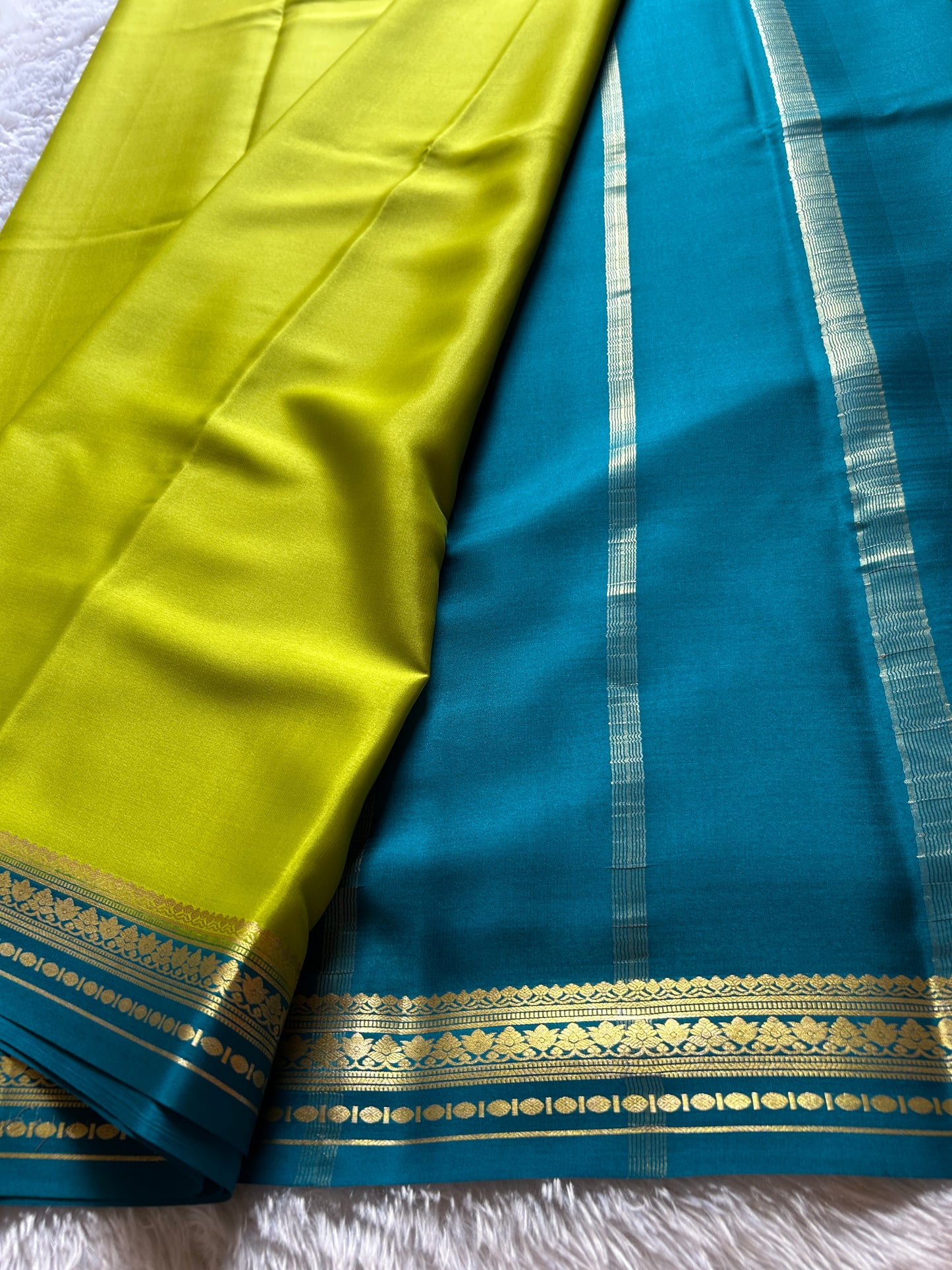 Sushmitha (2D) : Lime-teal blue