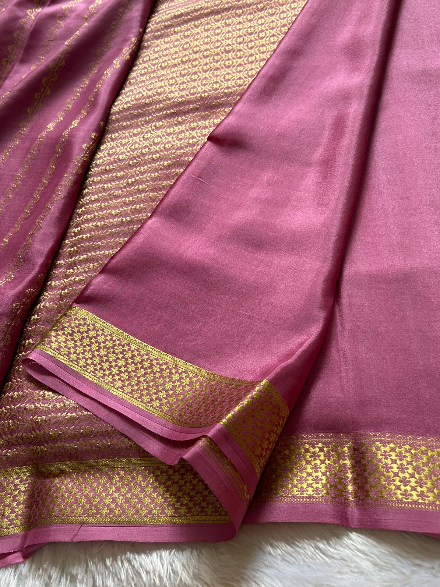 Gagana: Solid, Petal pink