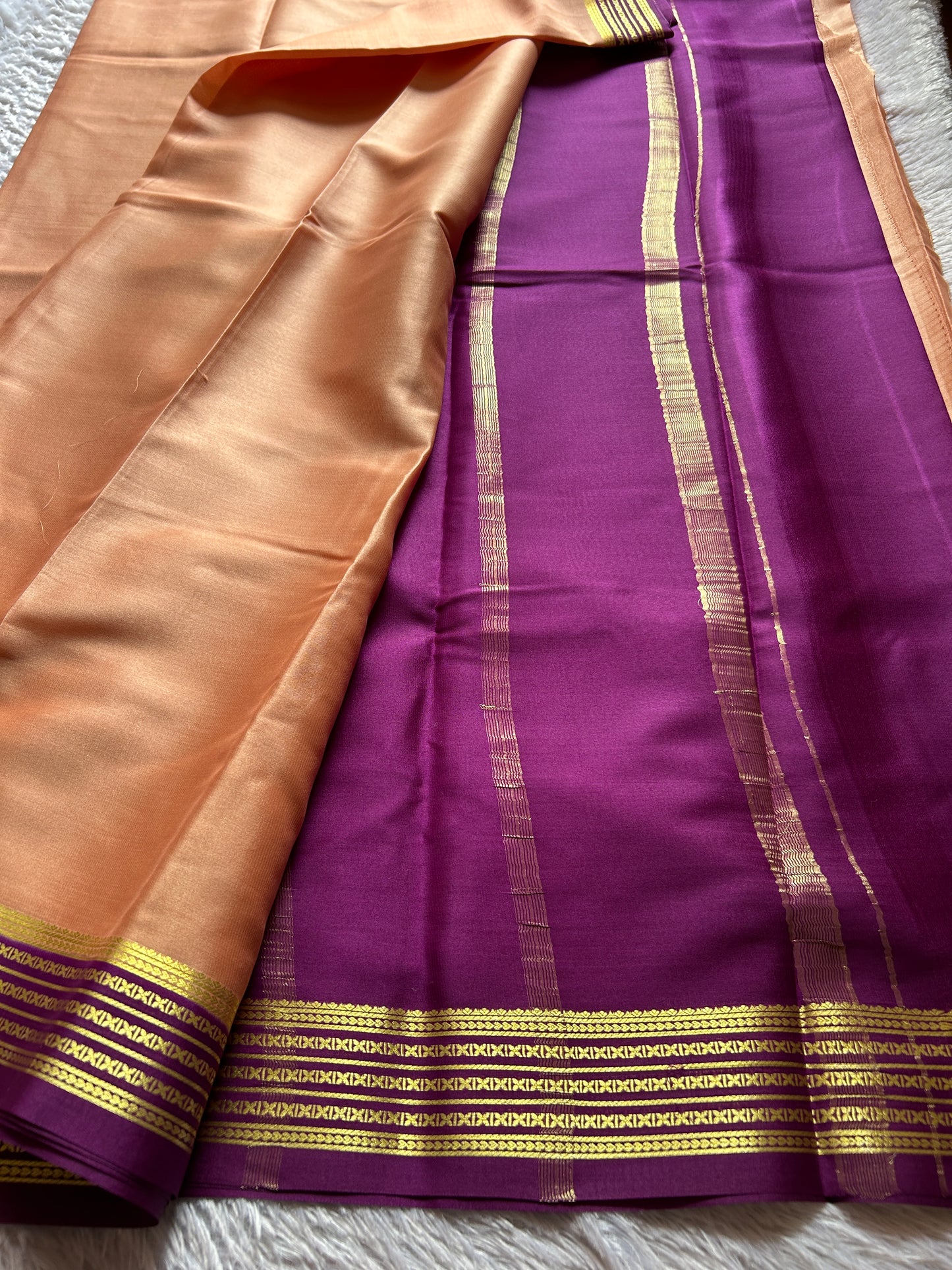 Deeksha (2D) : Light peach-magenta