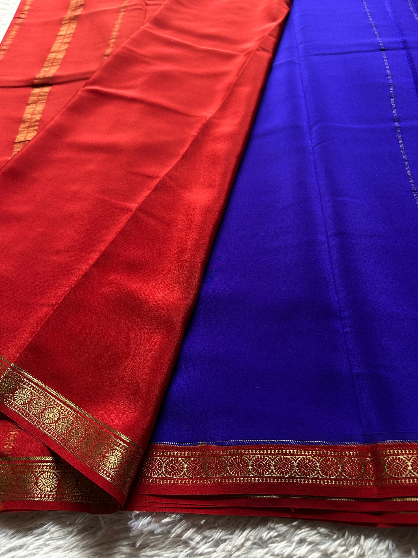 Parijata (2D) : Royal blue-red