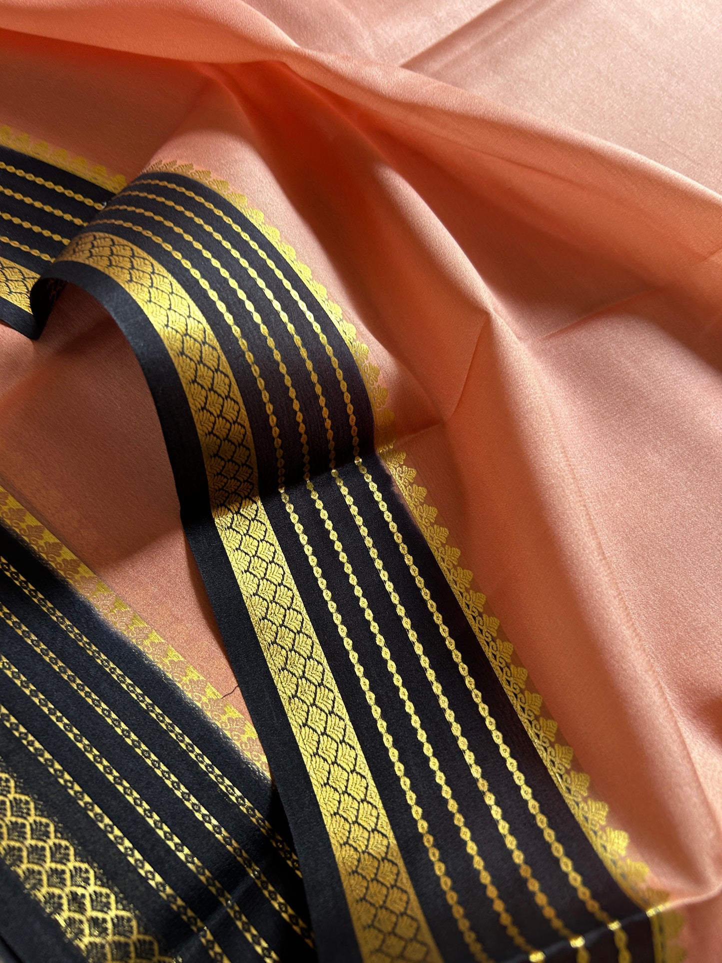 Lekhana (2D) : Light peach-black