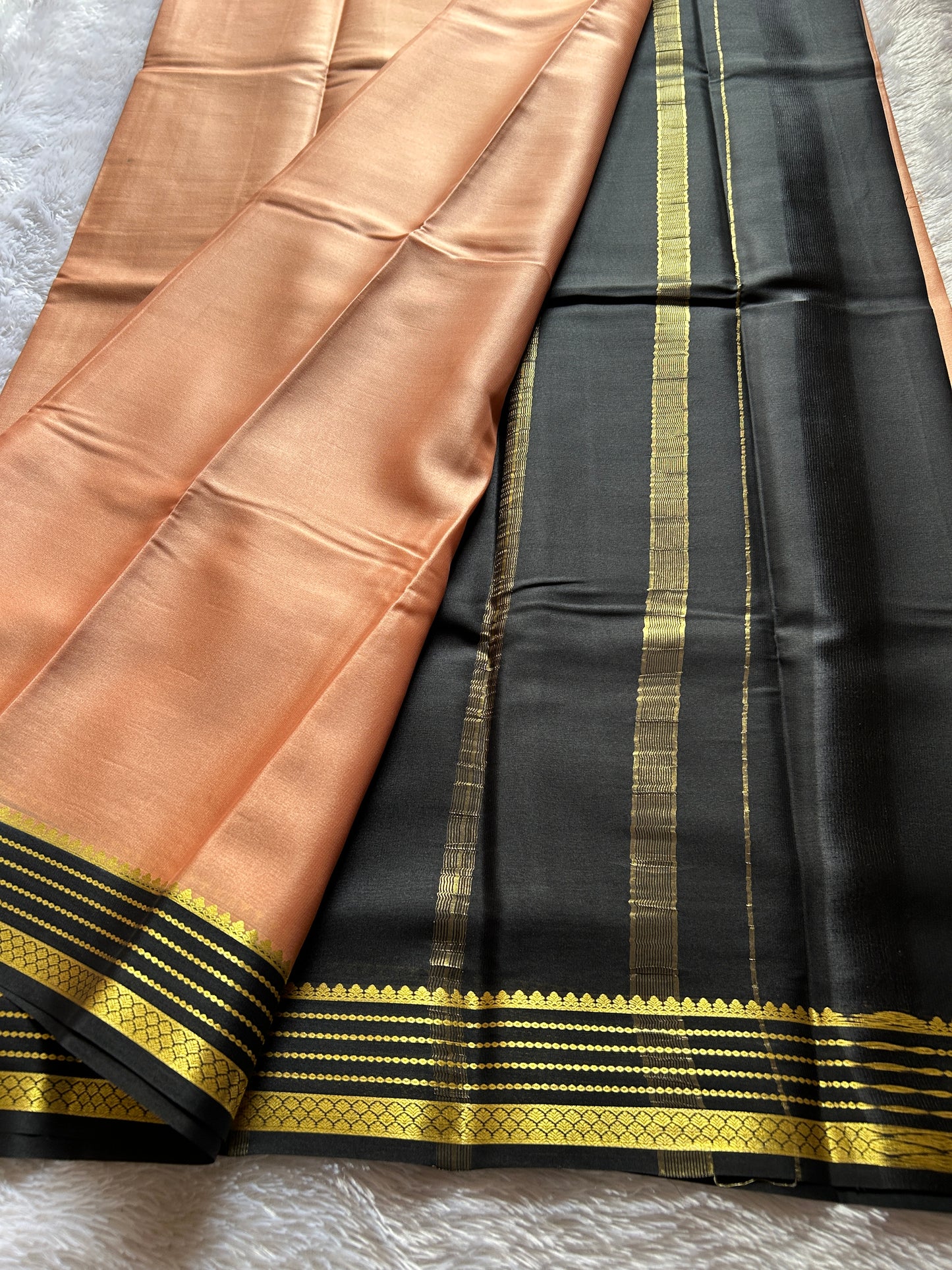 Lekhana (2D) : Light peach-black