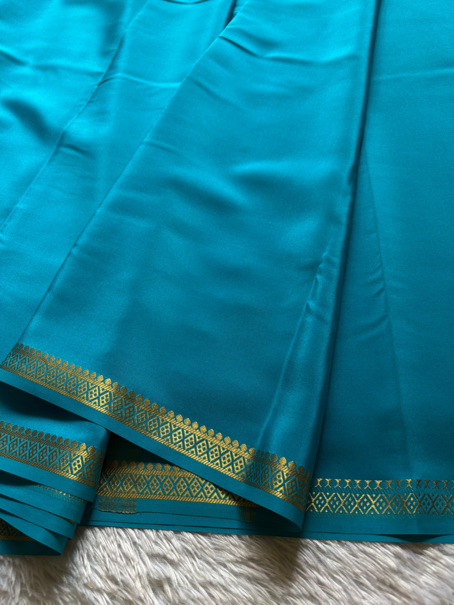 Niknila : Solid Light ananda blue