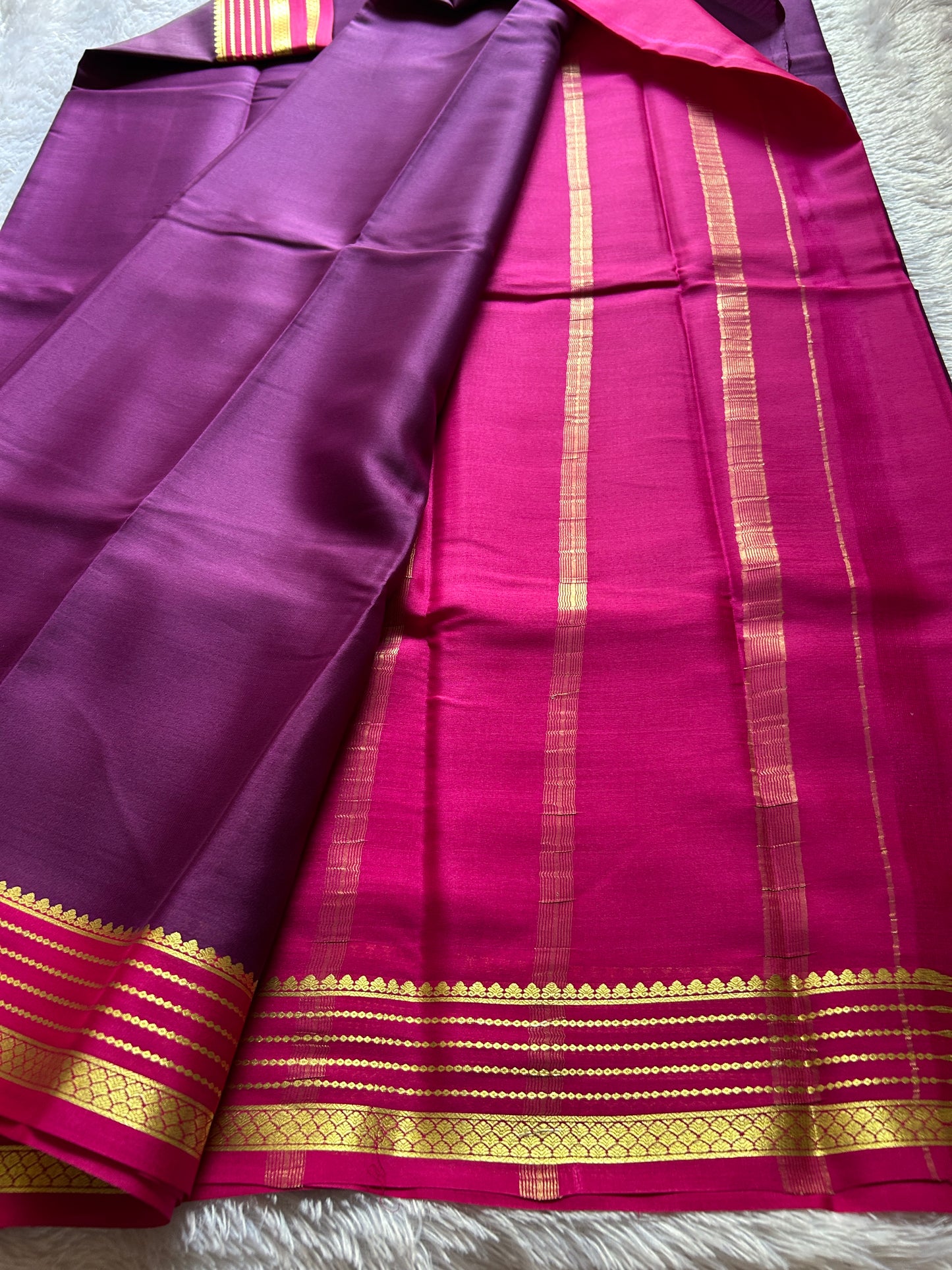 Lekhana (2D) : Magenta-pink