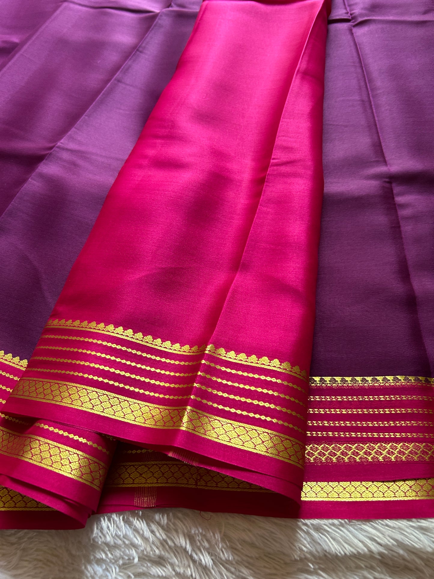 Lekhana (2D) : Magenta-pink