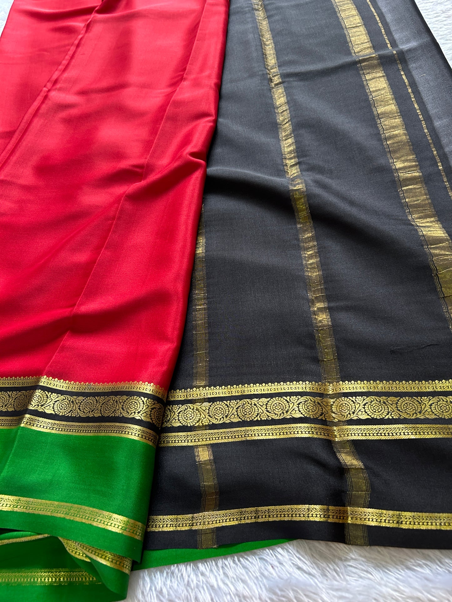 Tara (3D) : red-black-green