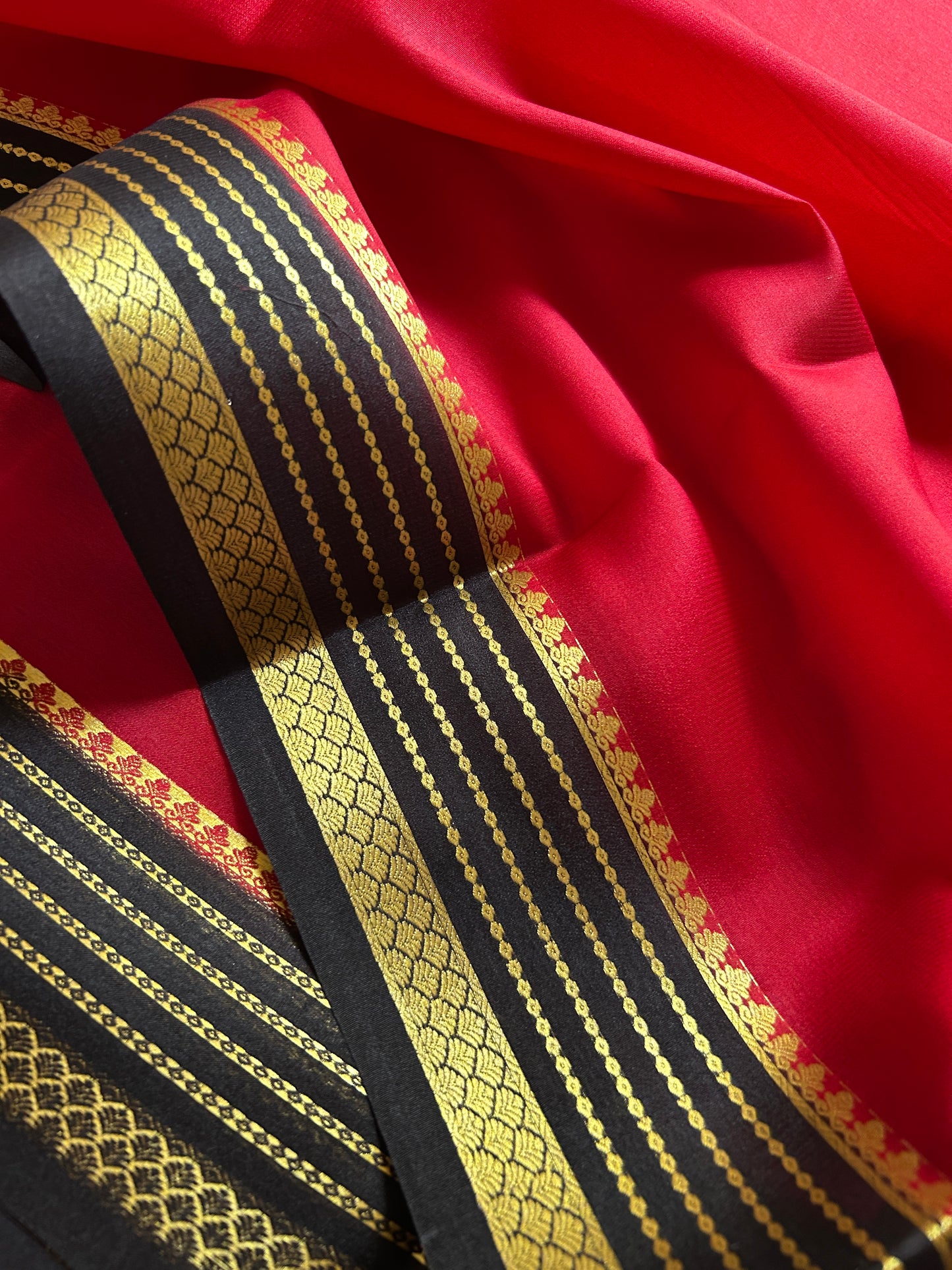 Lekhana (2D) : Red-black
