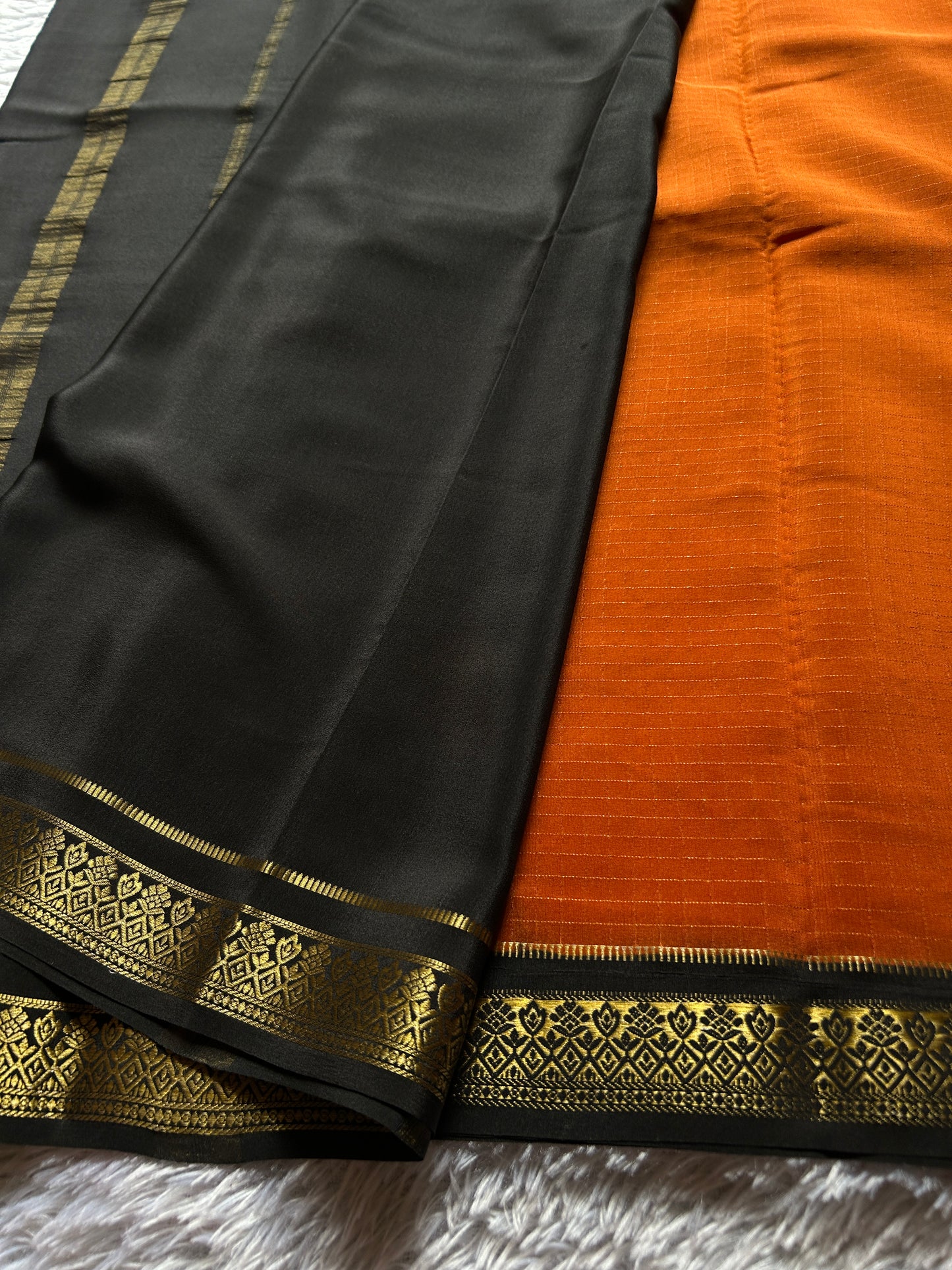 Vishakha (2D) : Rust orange-black