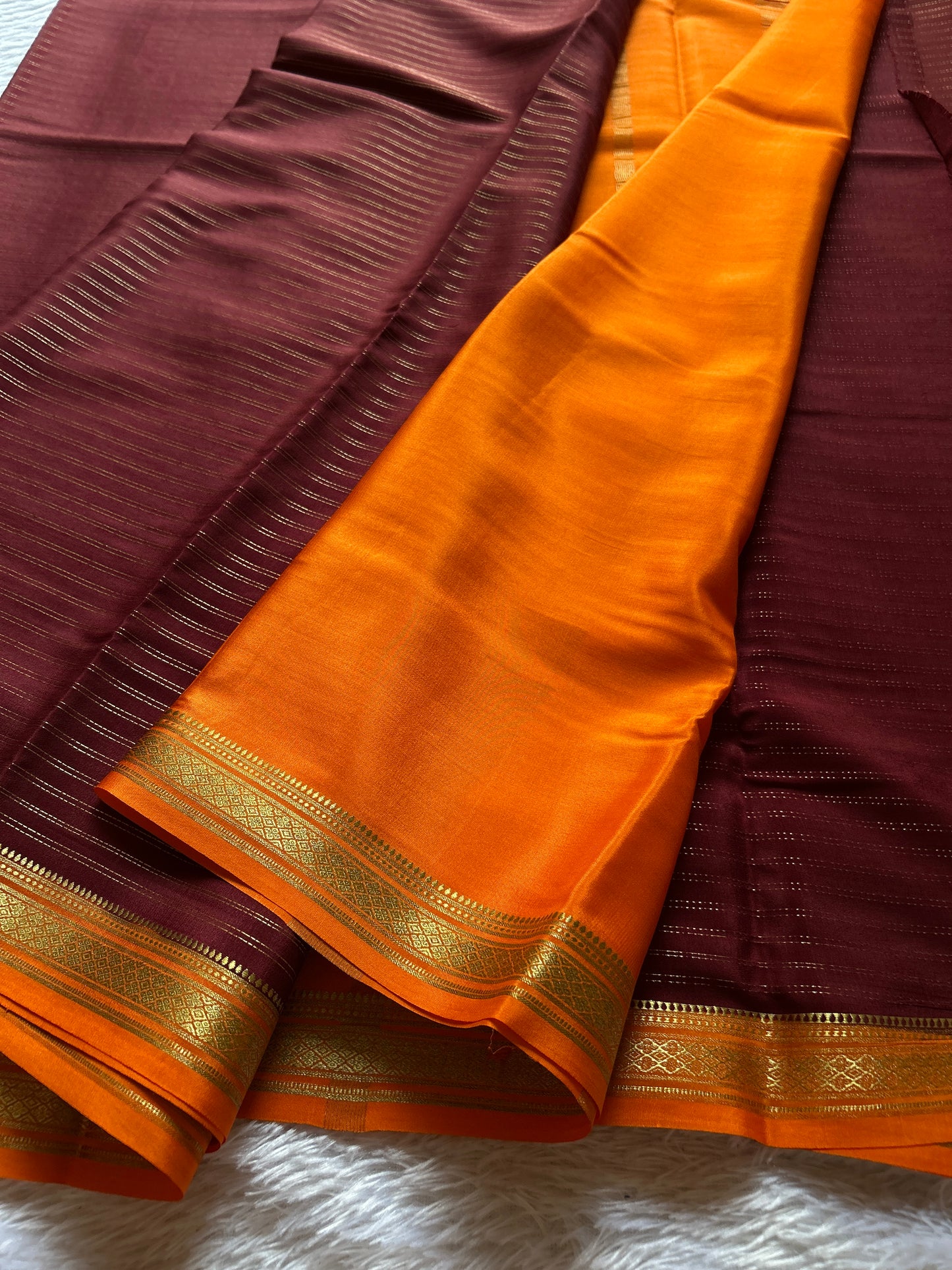 Urvi (2D) : Maroon-orange