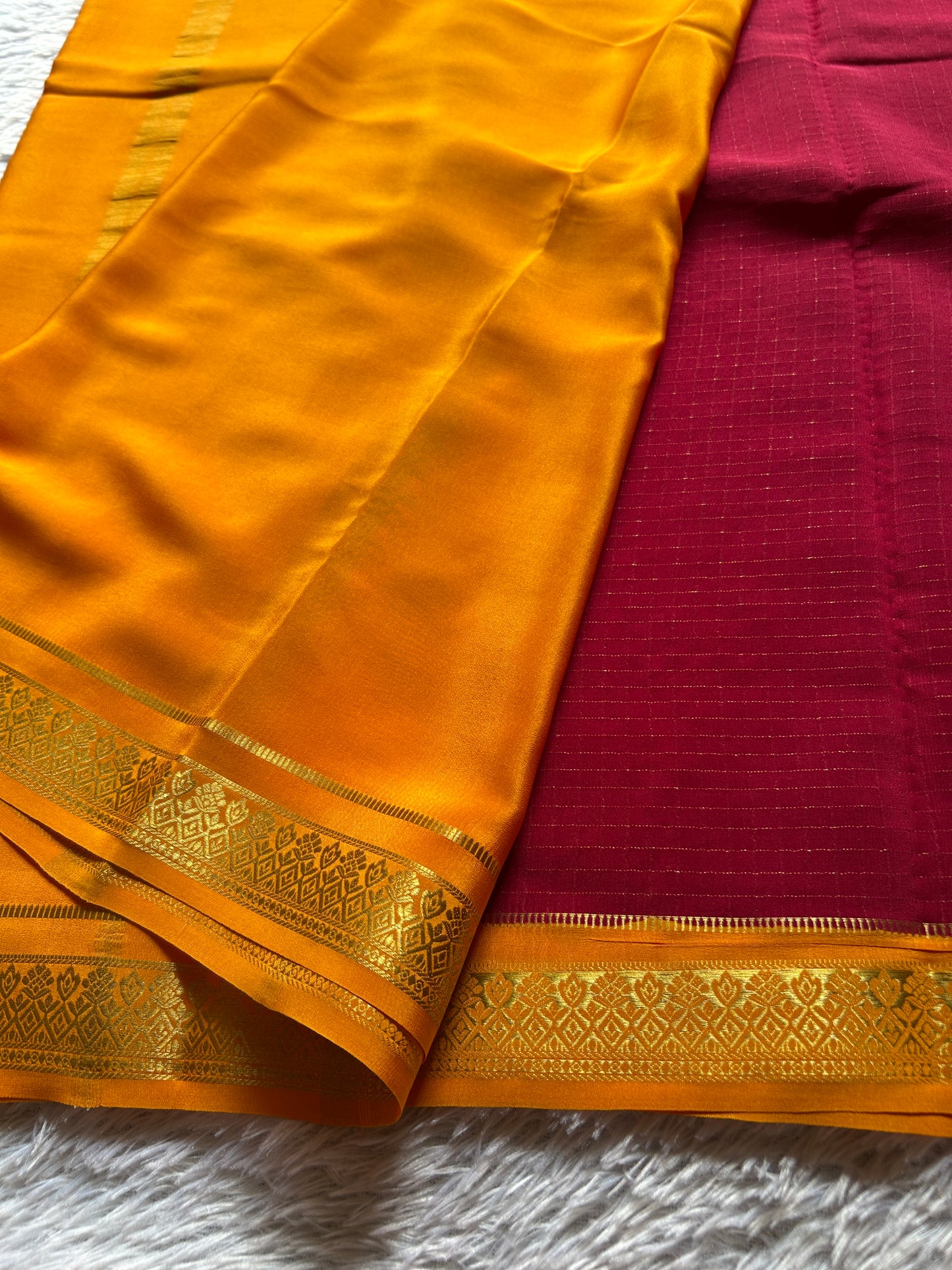 Vishakha (2D) : Dark red-golden yellow