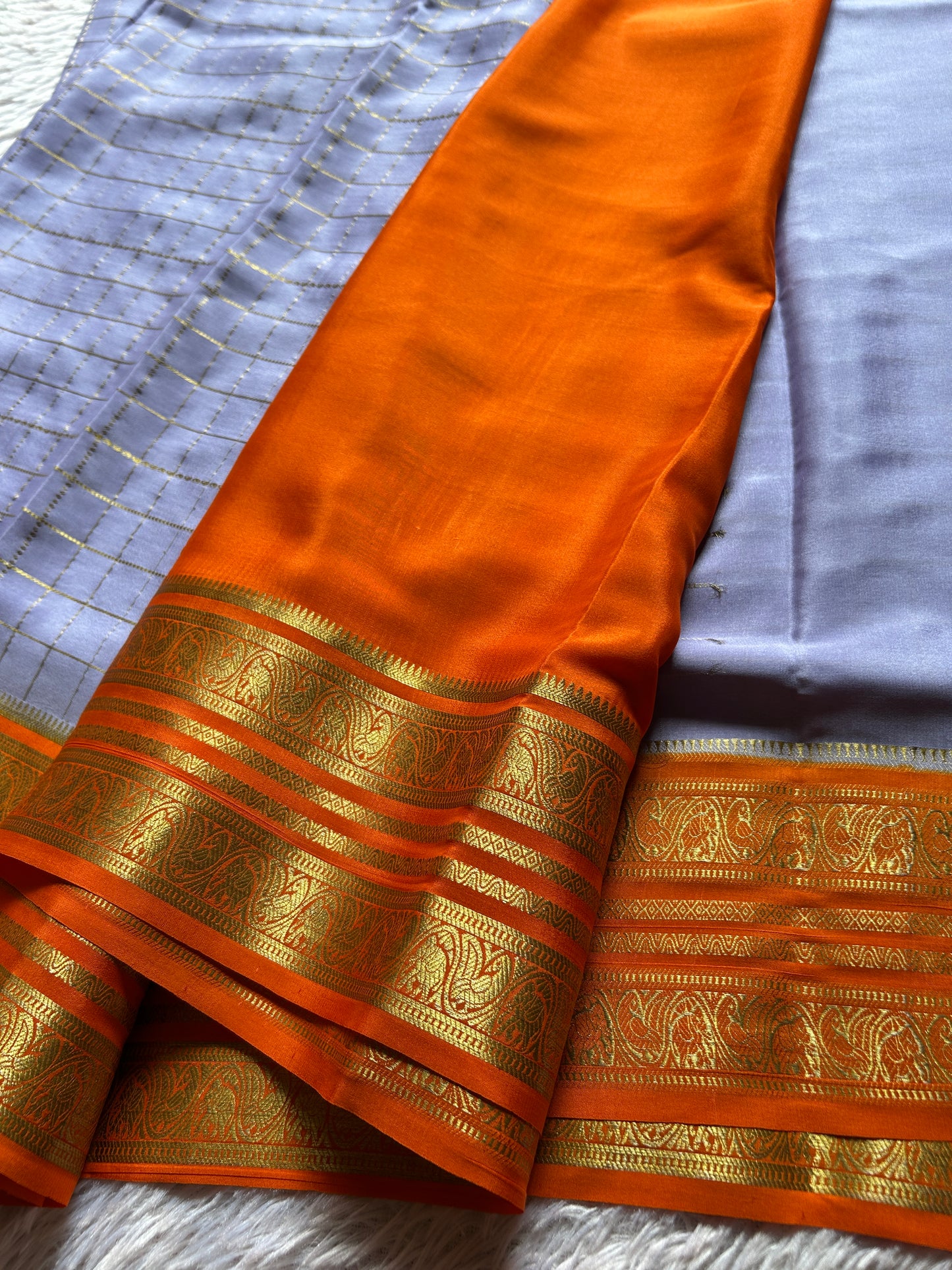 Ganga (3D) : Icy blue-yellow-orange