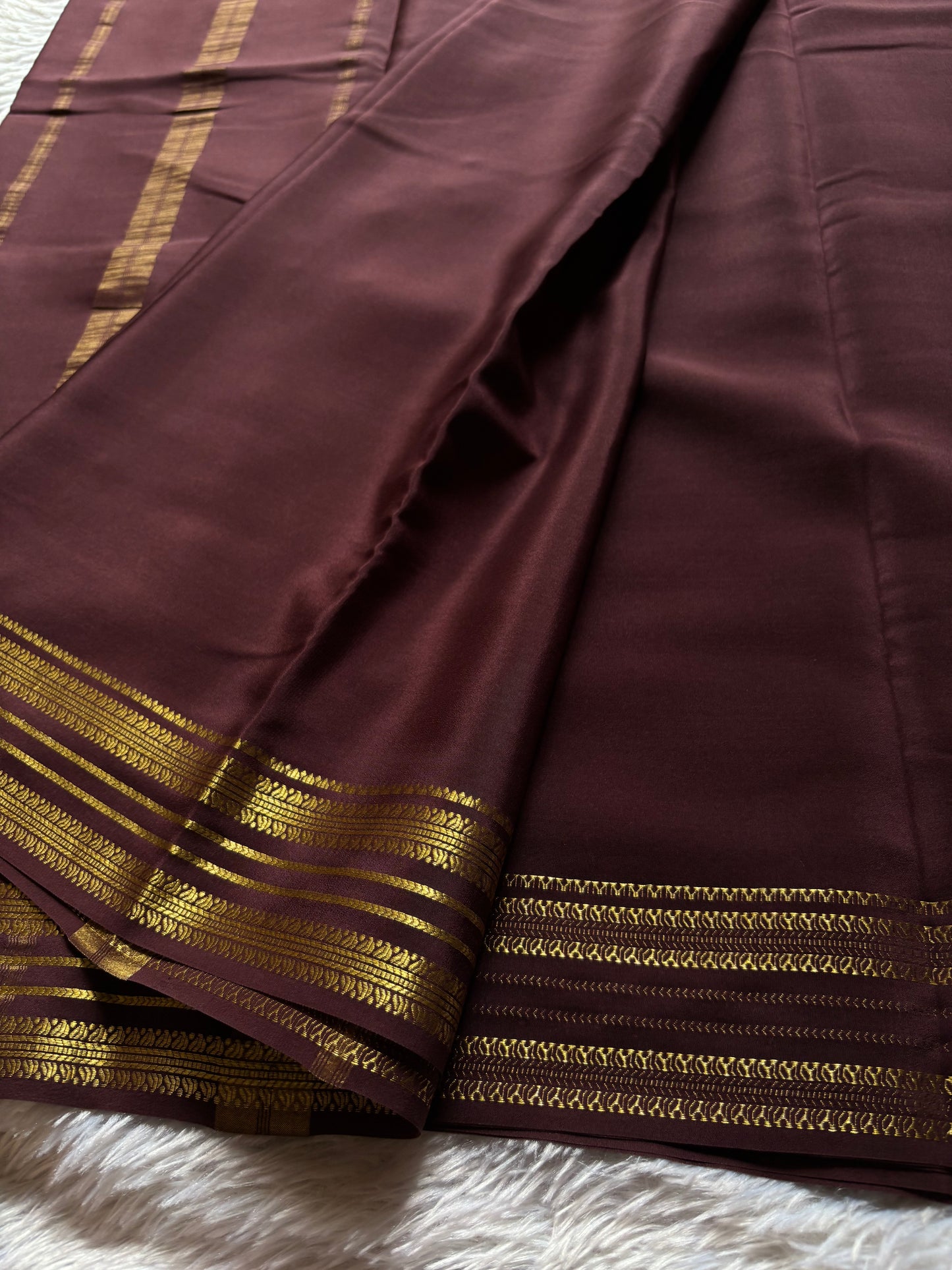 Raagini : Solid Chocolate brown
