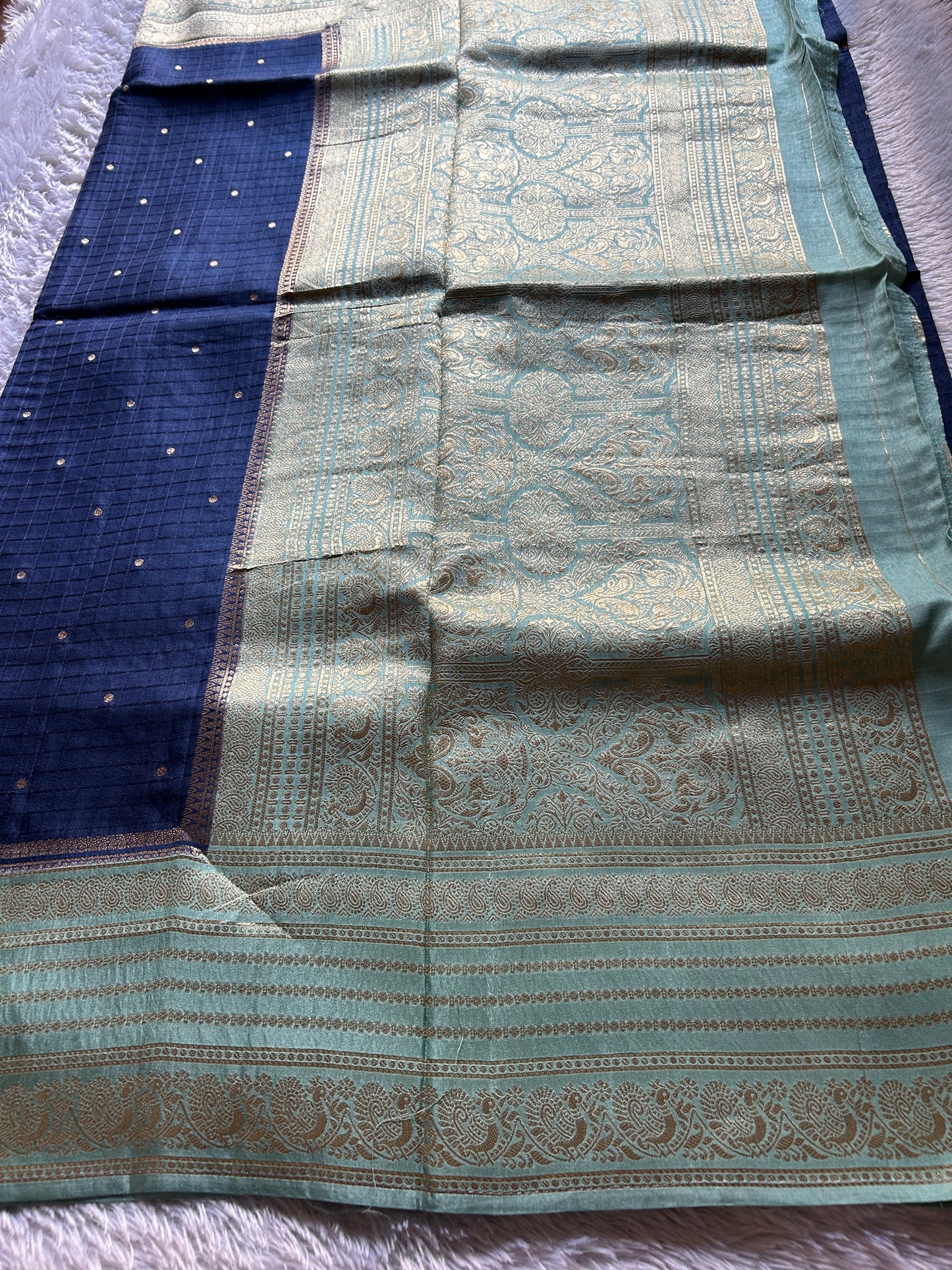 Semi Soft Silk (2D) : Deep blue-aqua mint