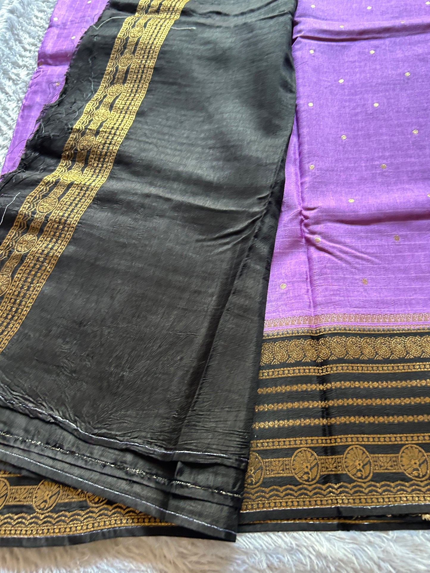 Semi Soft Silk (2D) : Lavender-black