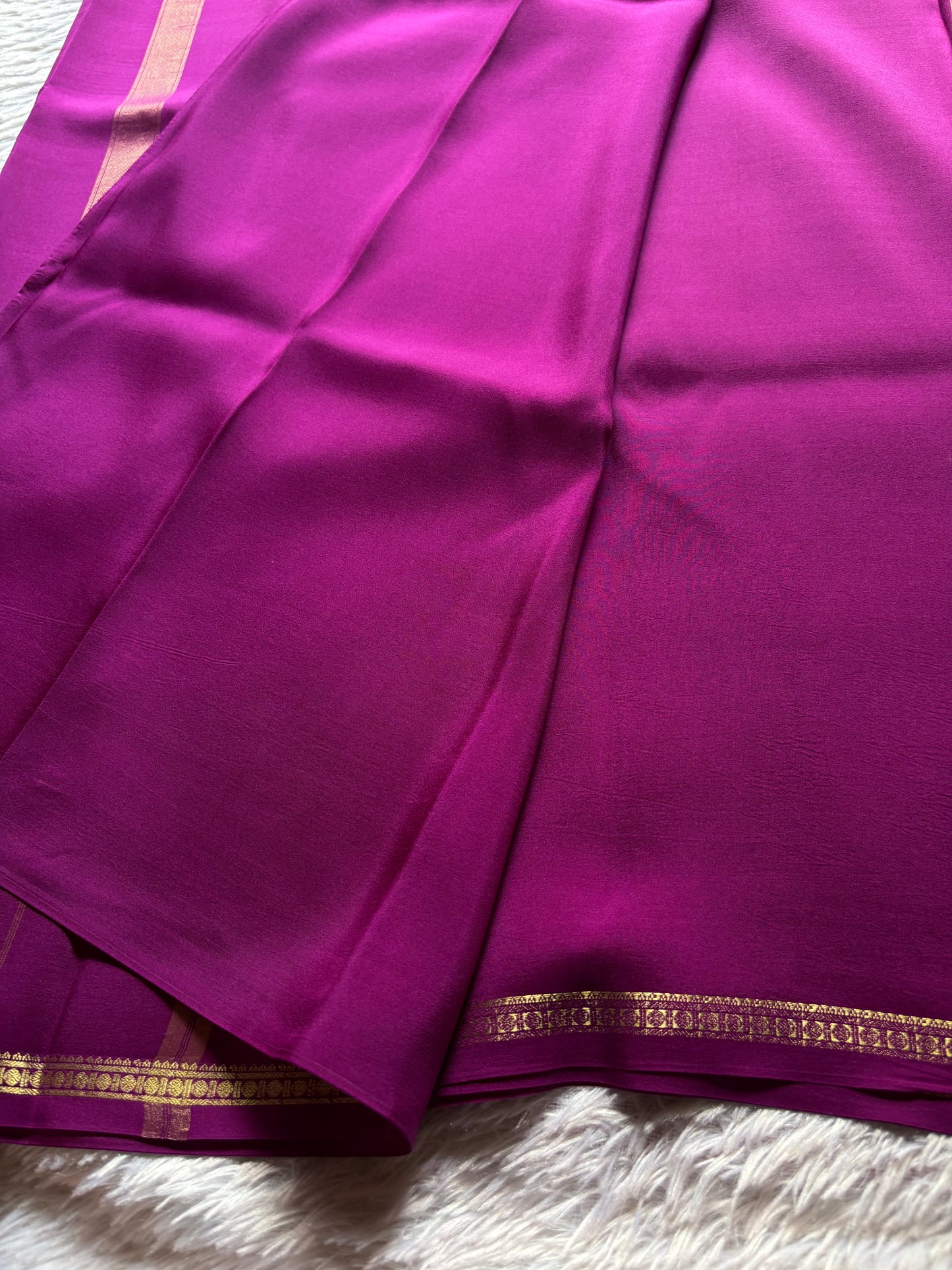 Sumukhi : Solid Magenta