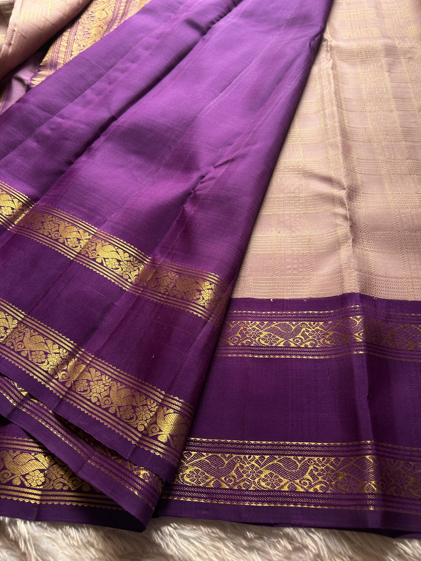 Kankana (2D) : Light onion pink-royal purple