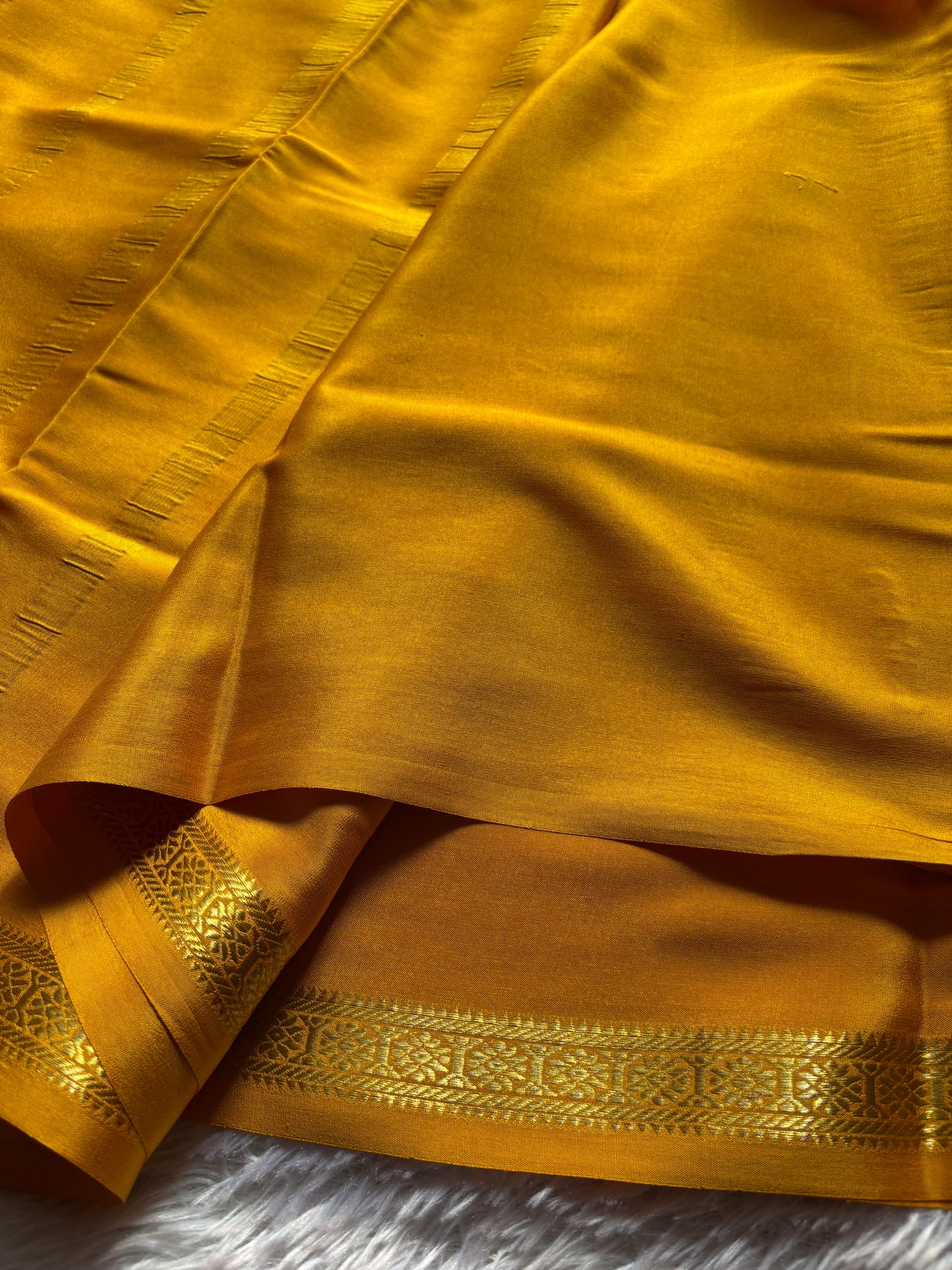 Rudrakshi : Solid Golden yellow